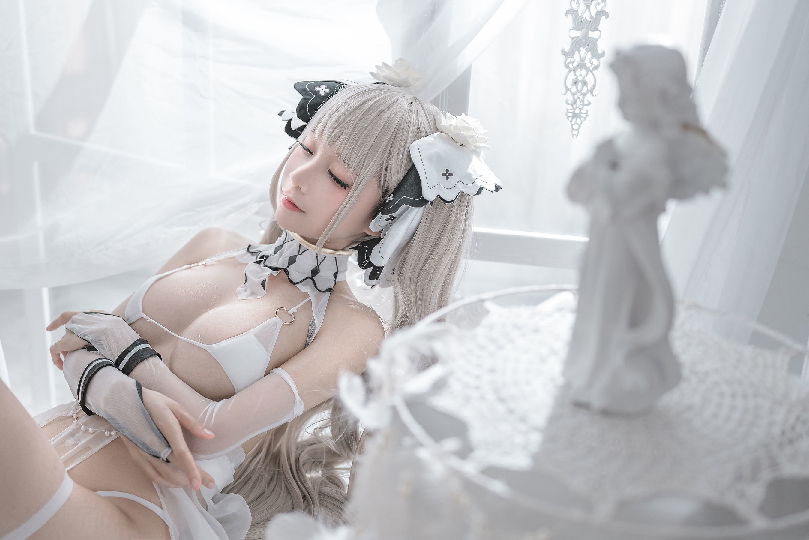 ฟู๋ลี่ COS] นักเขียนบล็อกแอนิเมะ ชุนโม่โม่ - ชุดแต่งงานที่น่ากลัว
