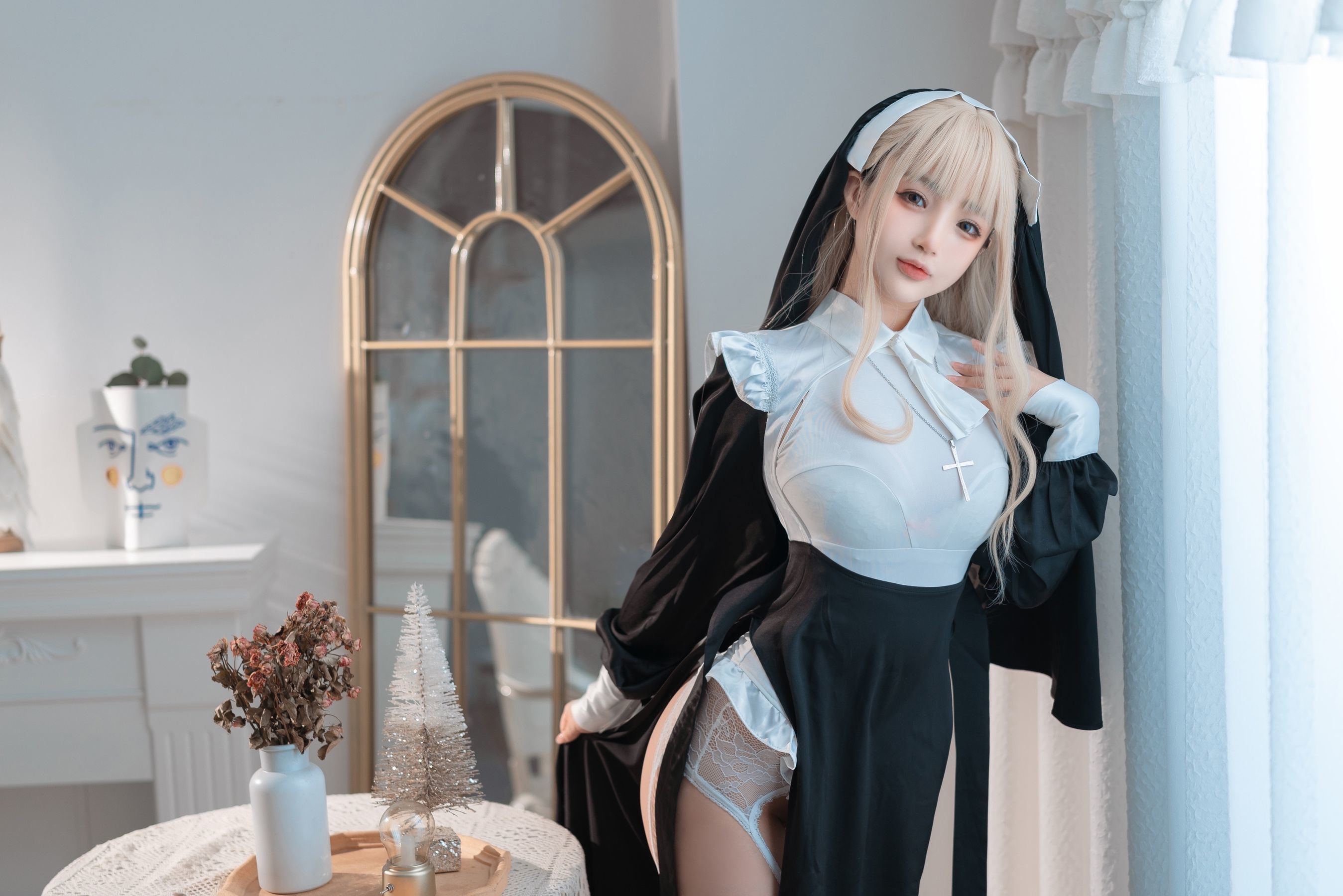 Welfare COS] Sakurai Nene - Nữ tu
