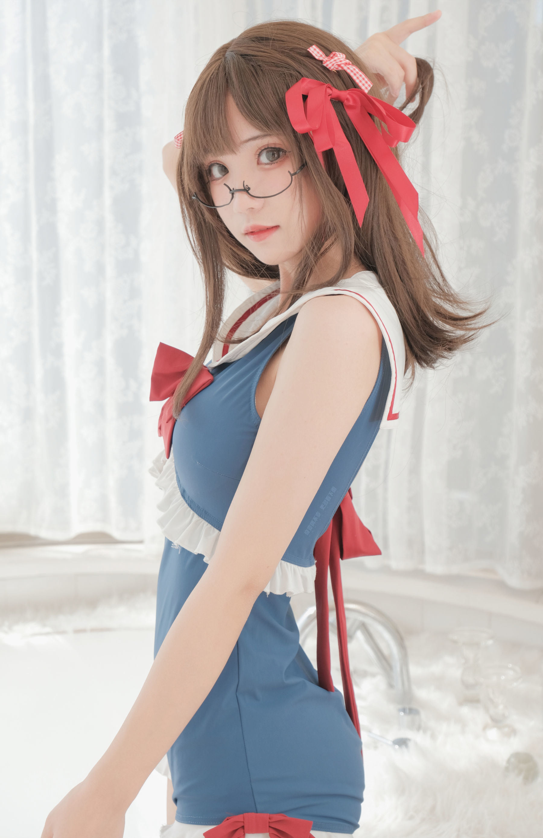 [福利COS] 花柒Hana - 白雪姬泳装