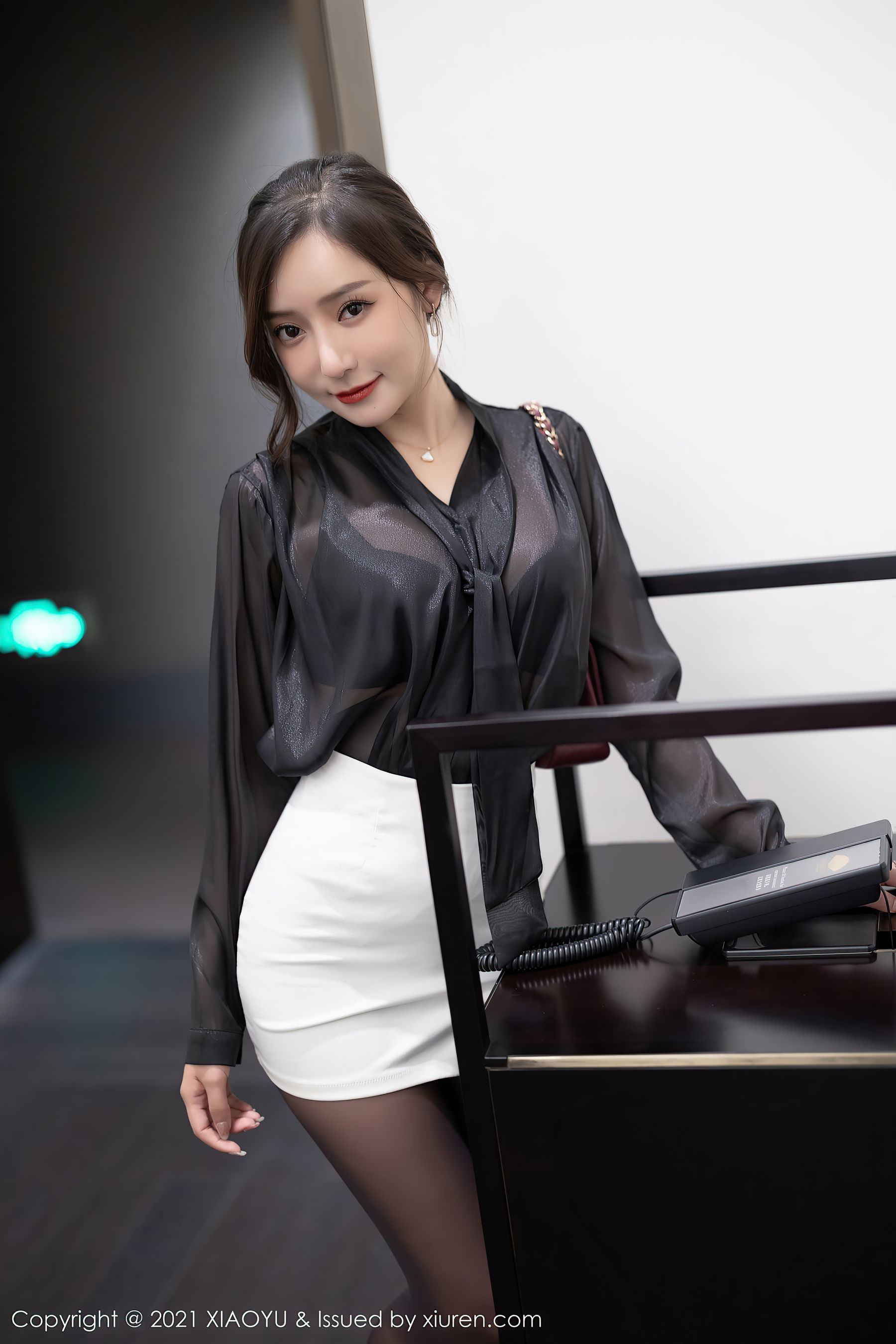 XIAOYU Vol.632 王馨瑶Yanni 黑丝制服写真