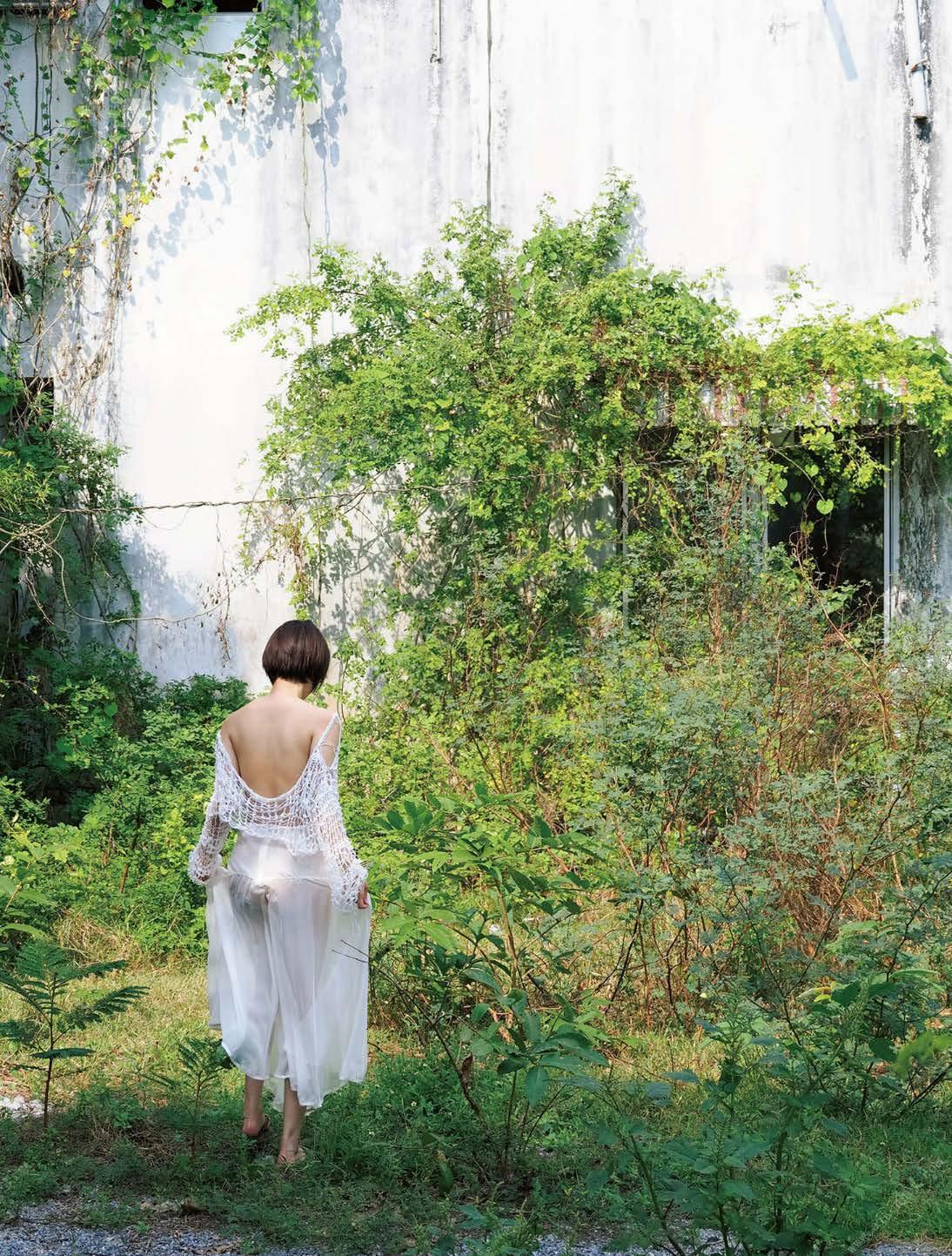 アズ アイ アム -あるがままに- 葵つかさ写真集 [109P