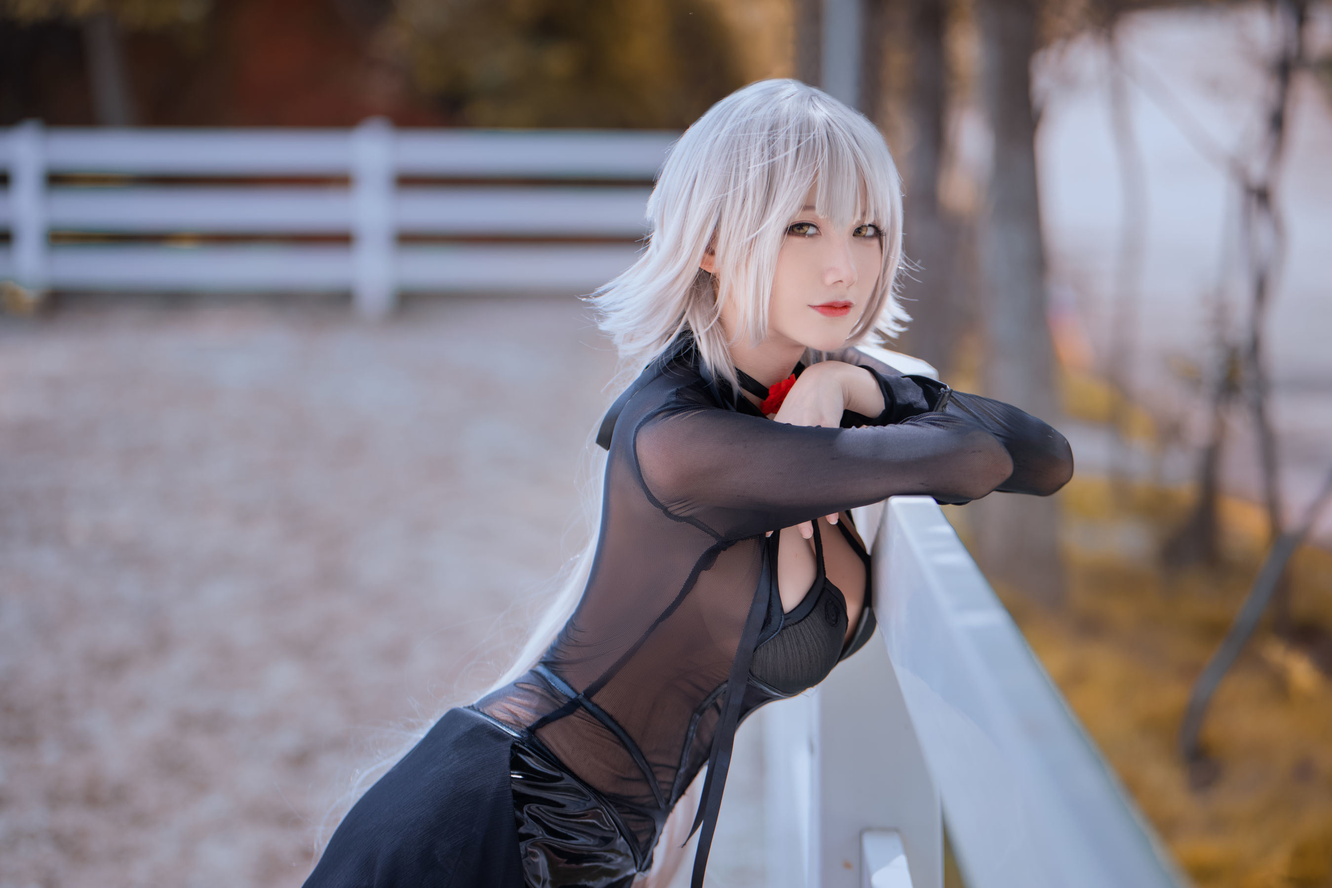 [福利COS] COS妹子仙九Airi - 黑贞马会
