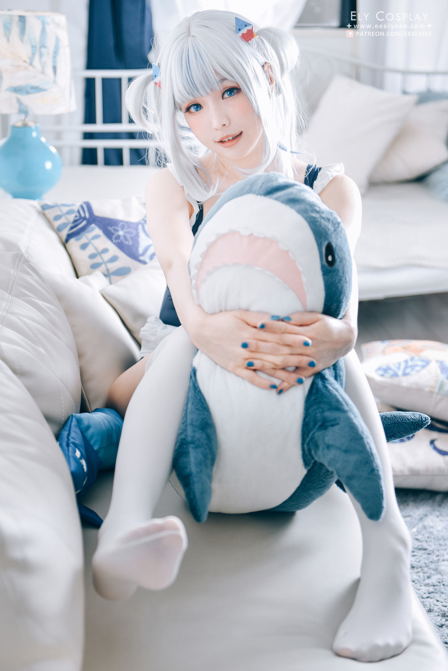 [福利COS] Ely_eee(ElyEE子) - 噶呜・古拉(小鲨鲨) 泳装