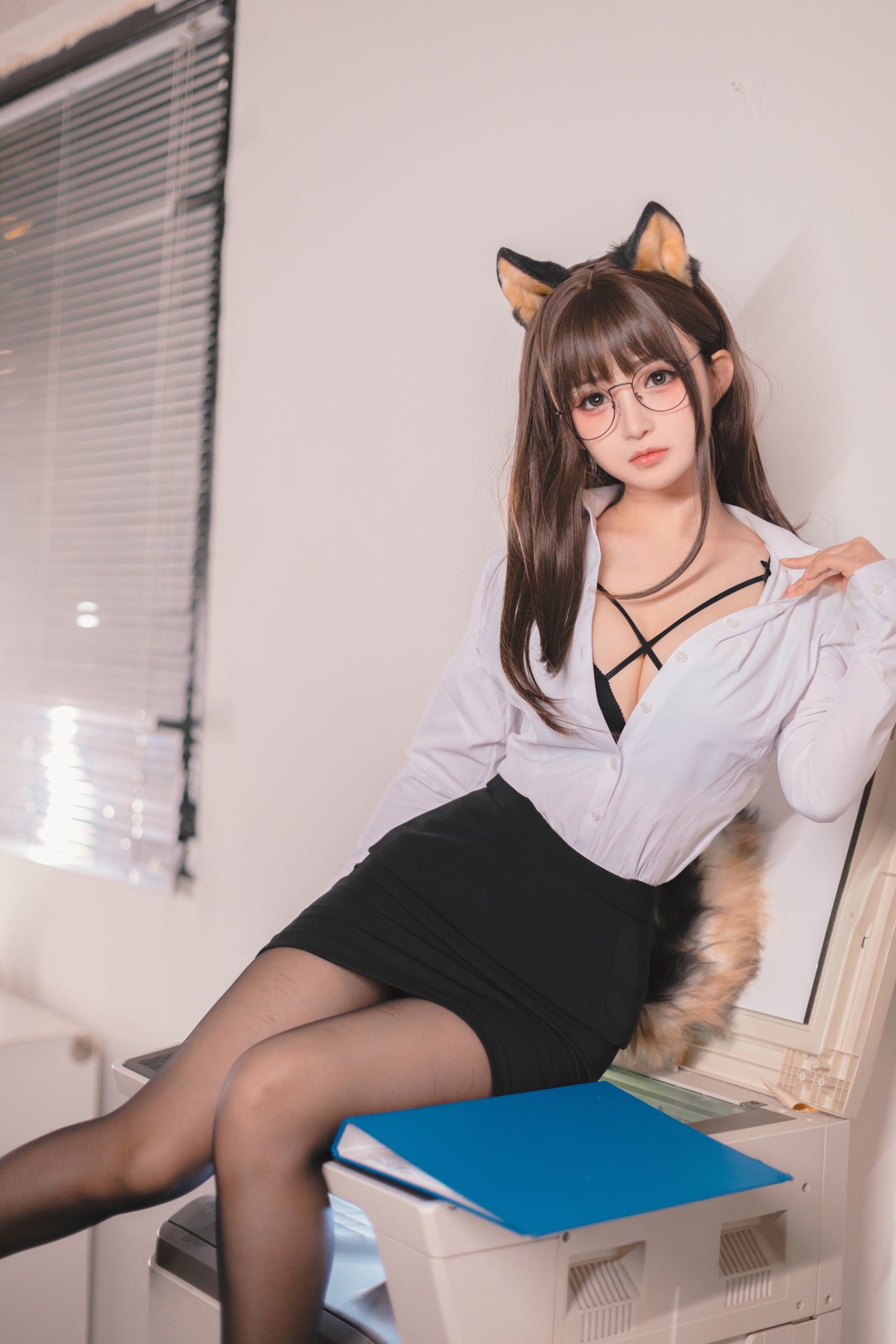 ฟู๋ลี่ COS] ซากุไร นิเนะ - ชิบะอินุ OL
