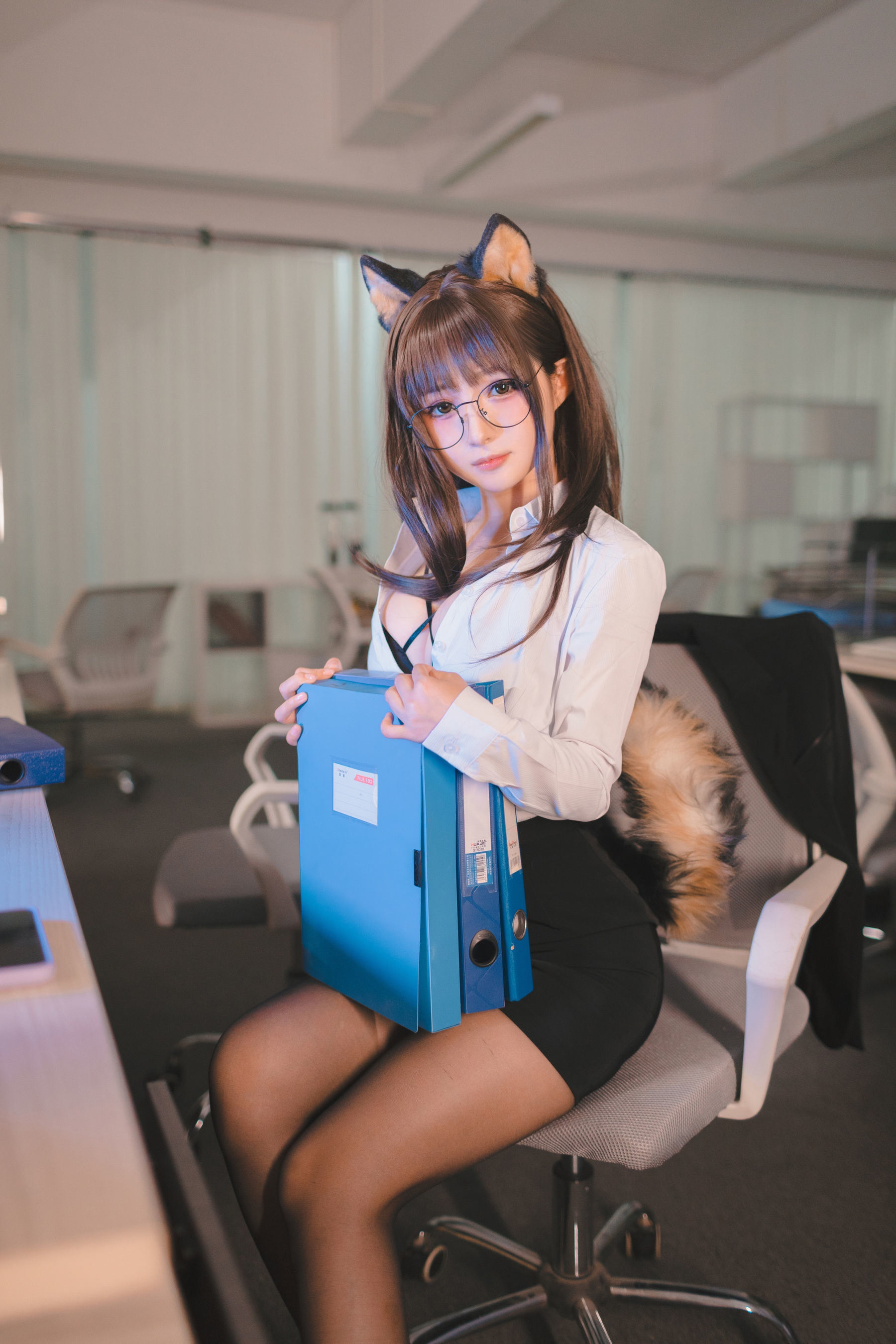 ฟู๋ลี่ COS] ซากุไร นิเนะ - ชิบะอินุ OL