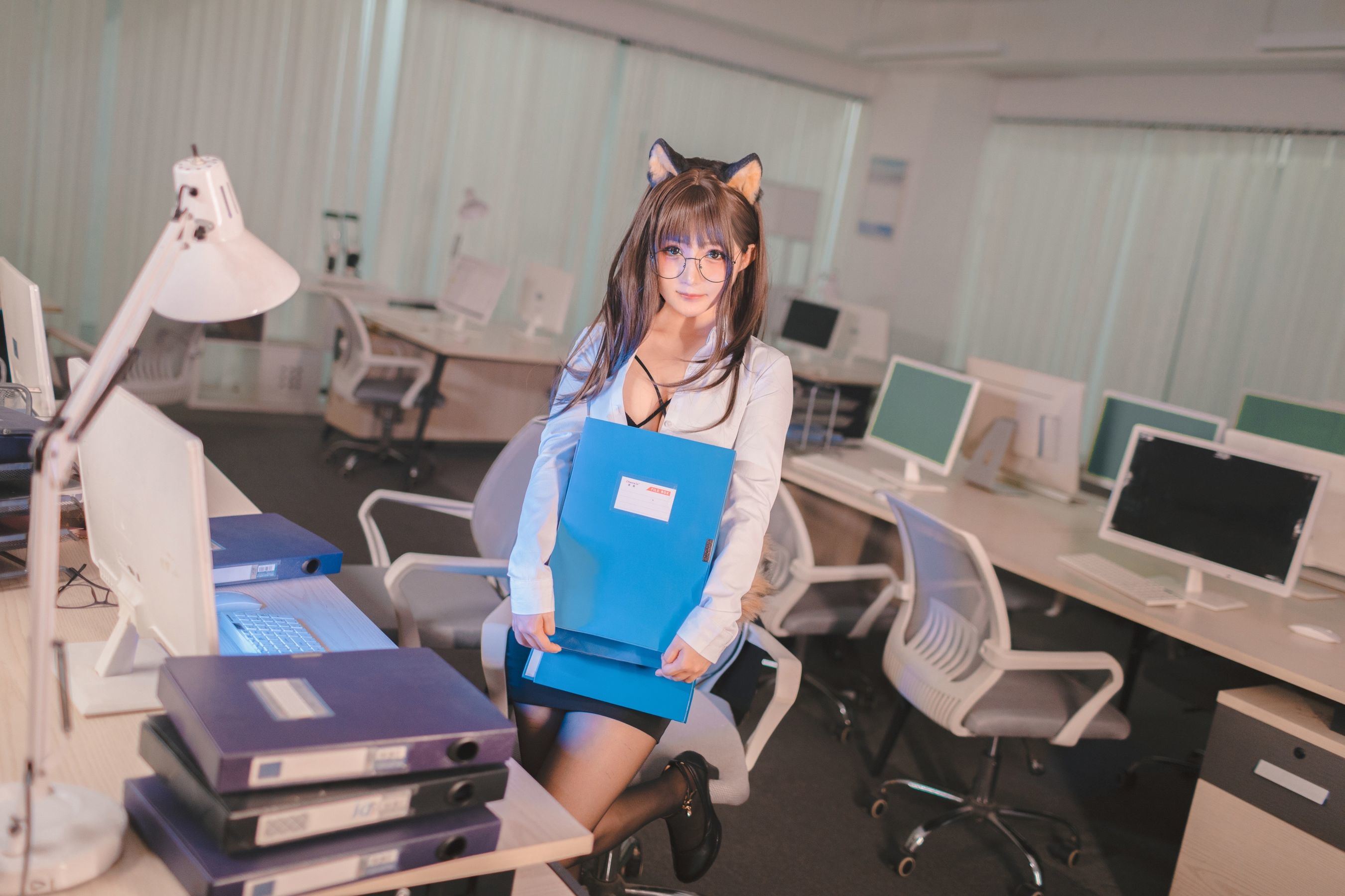 ฟู๋ลี่ COS] ซากุไร นิเนะ - ชิบะอินุ OL