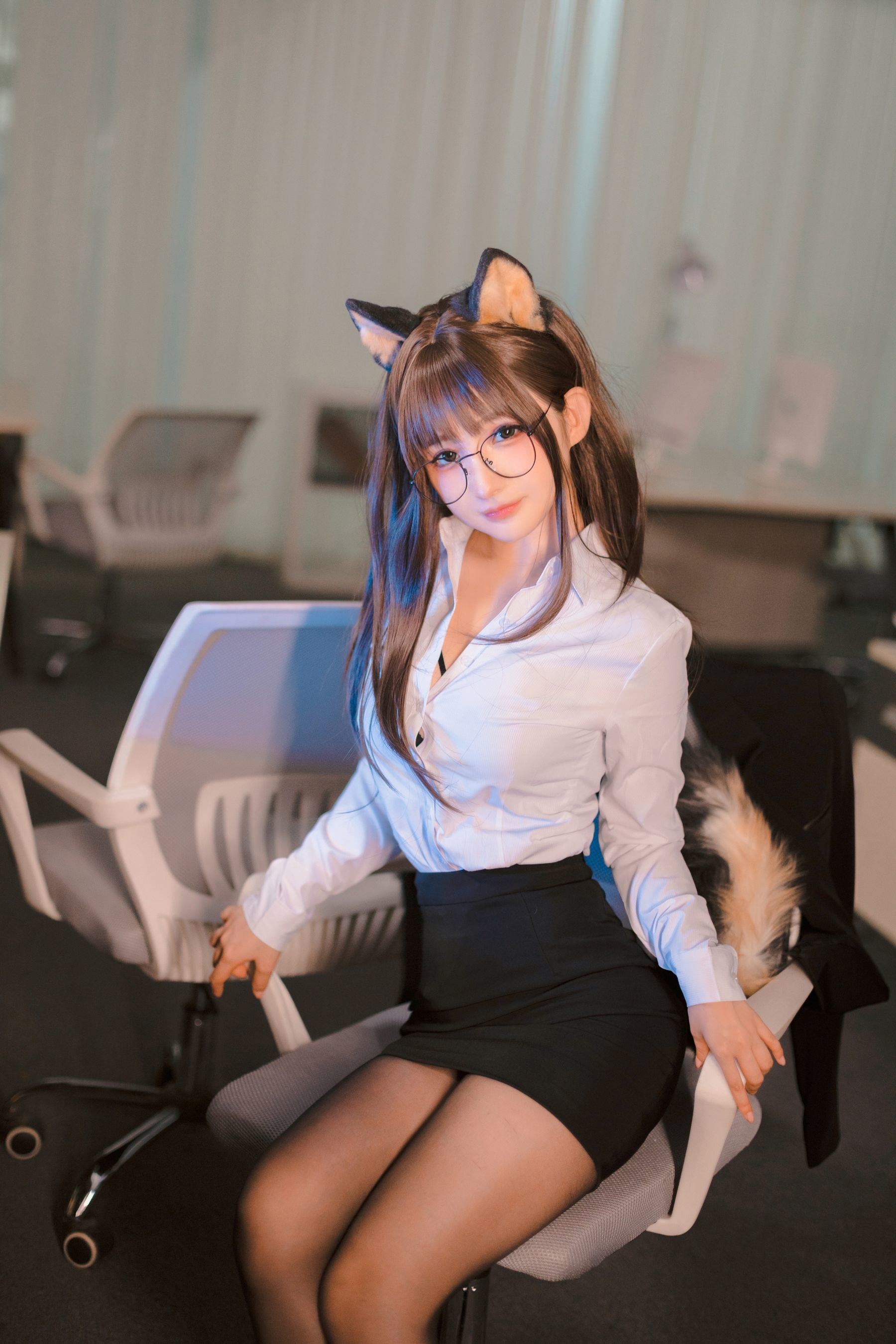 ฟู๋ลี่ COS] ซากุไร นิเนะ - ชิบะอินุ OL