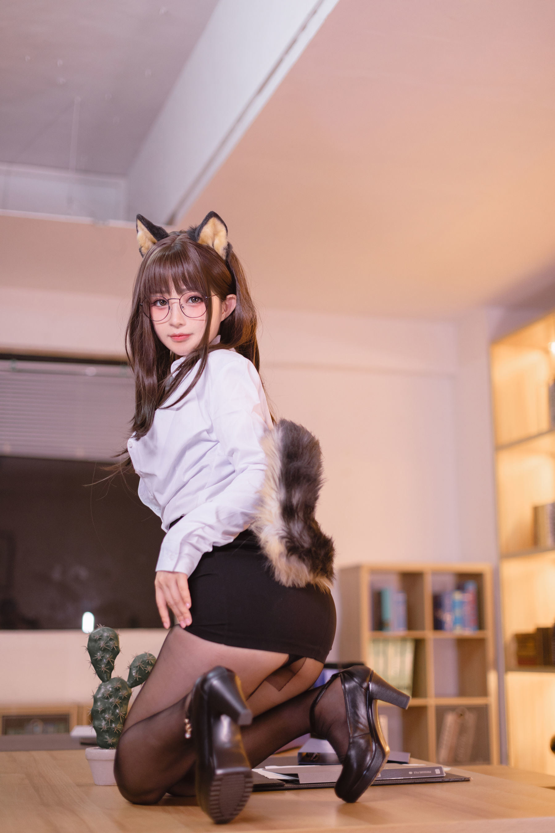 ฟู๋ลี่ COS] ซากุไร นิเนะ - ชิบะอินุ OL