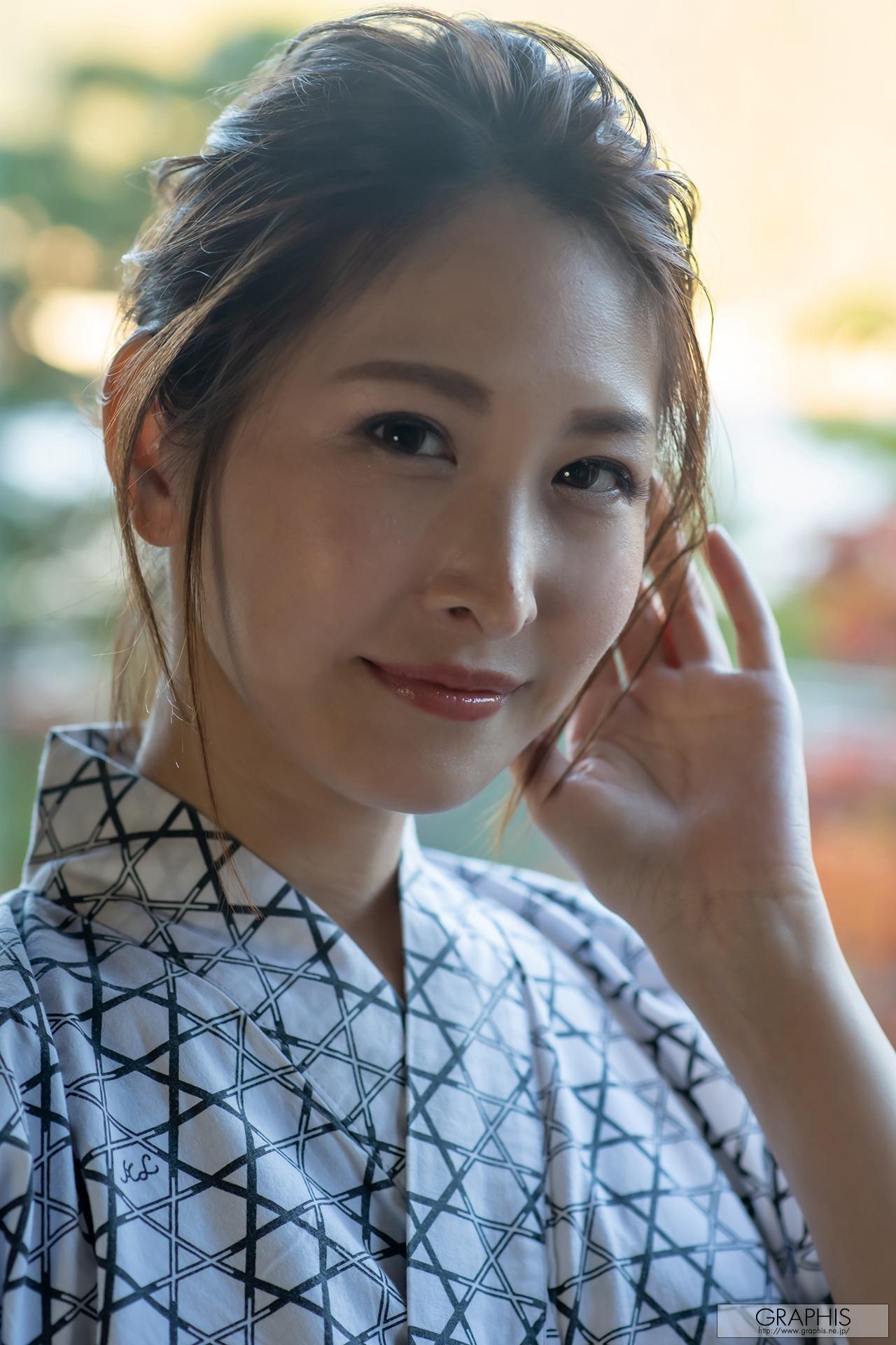 [Graphis] Gals-Mai Kanami อาหารเทพ Medical Classy [141P]