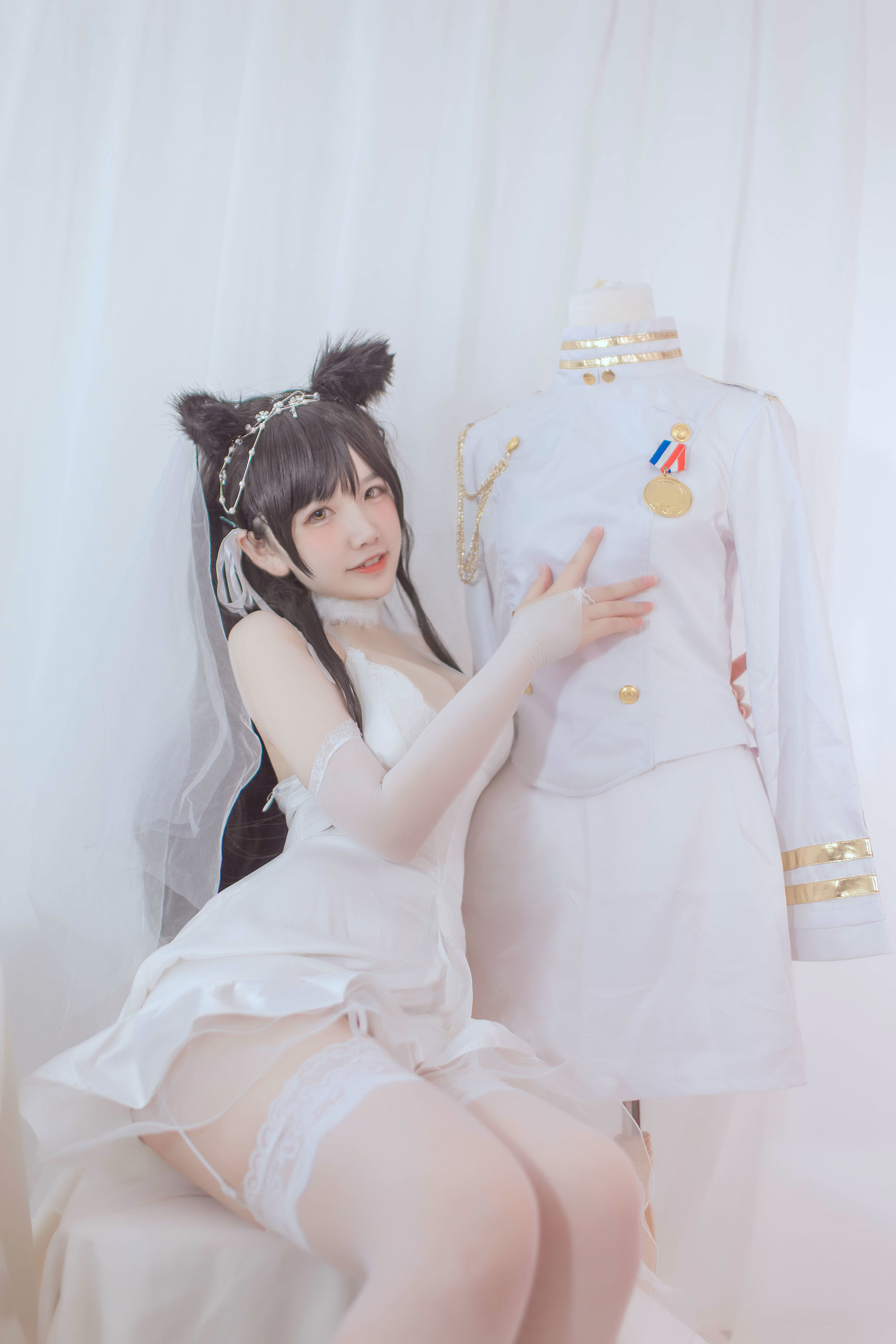 [网红COS] 阿半今天很开心 - 爱宕婚纱