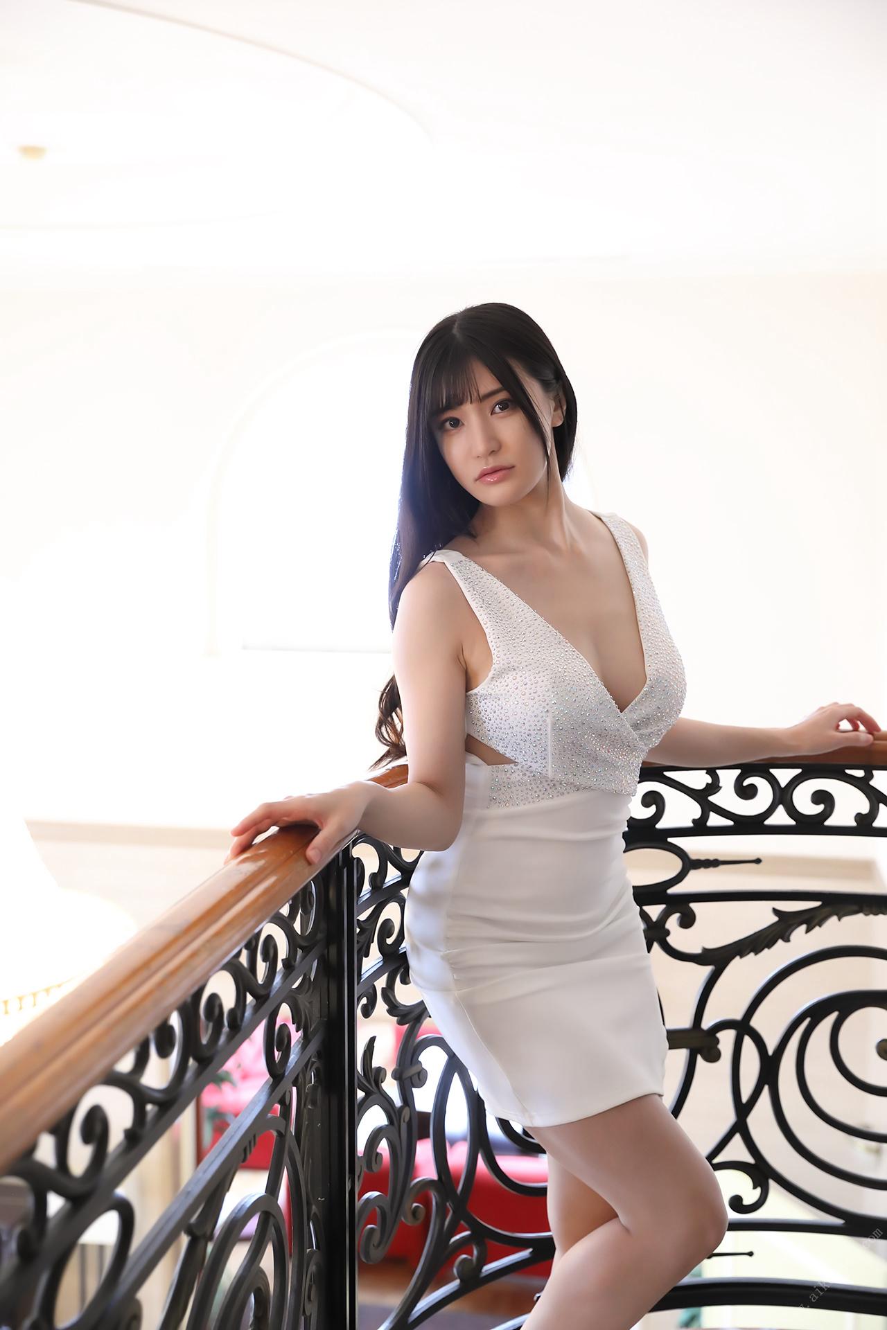 高橋しょう子 ラブ ラブ ショー アサ芸セクシー女優写真集[72P