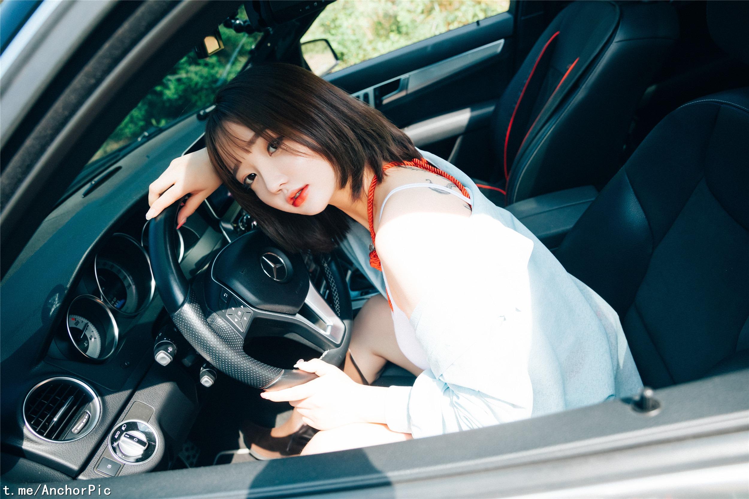 [Loozy] Son Ye-Eun (손예은) – SM CarXXX [118P]