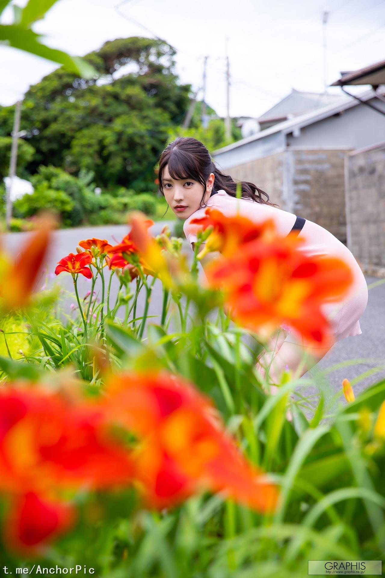 [Graphis] Gals – Karen Kaede 楓カレン「Tropical Tour!」141P