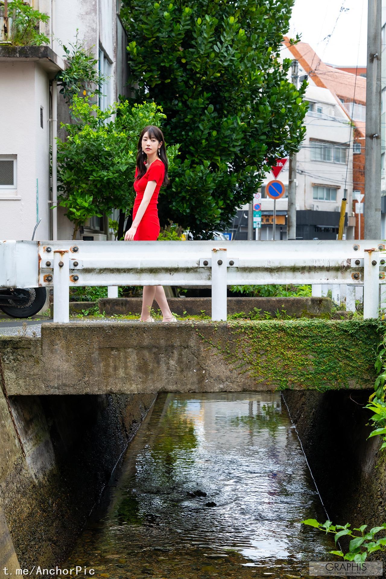 [Graphis] Gals – Karen Kaede 楓カレン「Tropical Tour!」141P