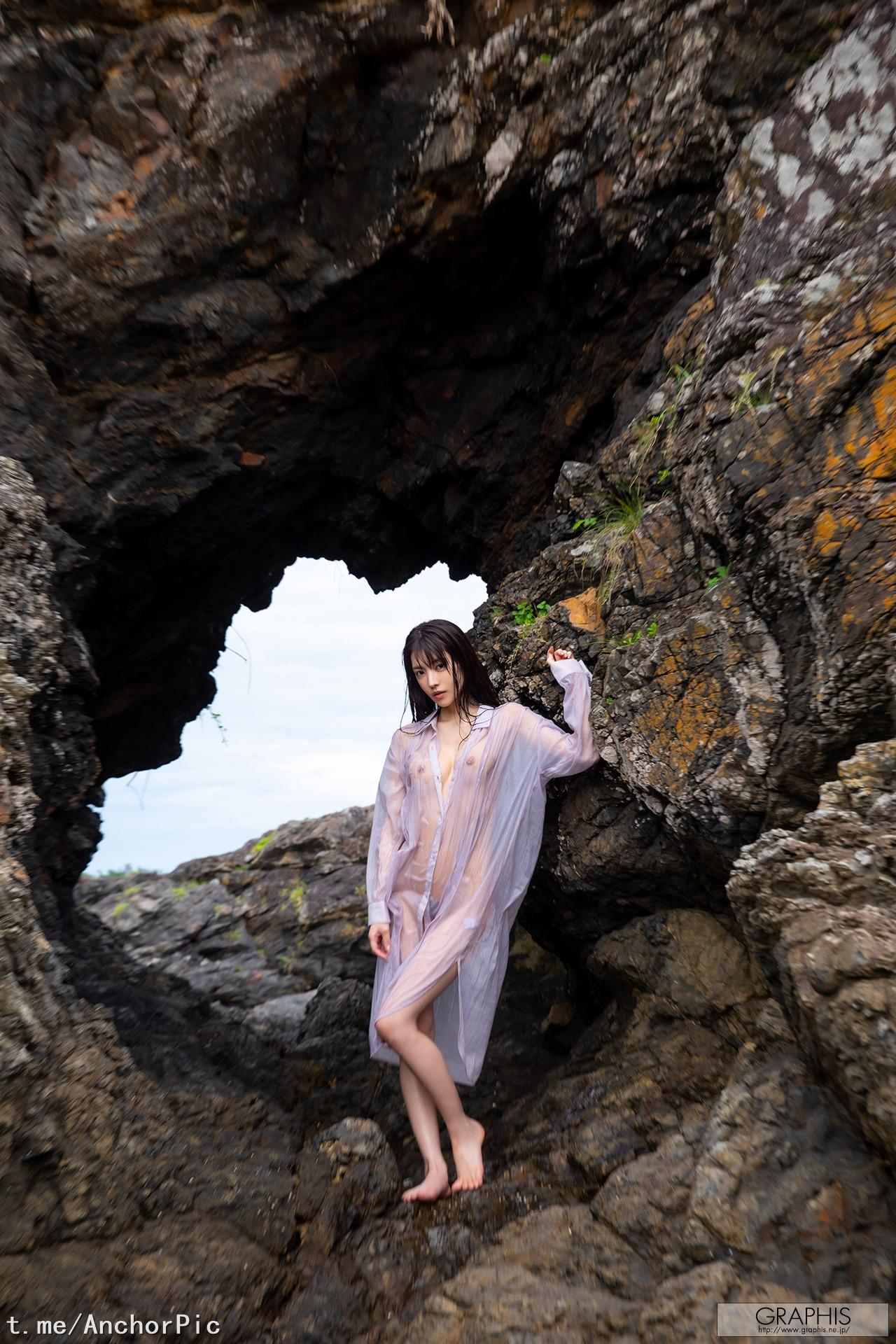 [Graphis] Gals – Karen Kaede 楓カレン「Tropical Tour!」141P
