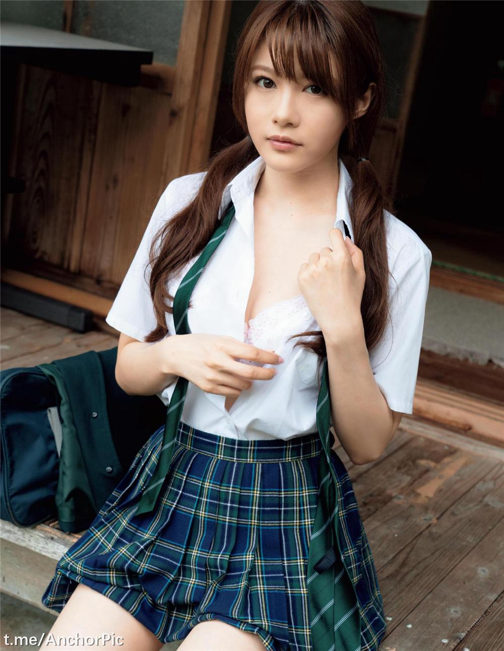 ไอซาวะ มินามิ 1st. หนังสือภาพ [110P