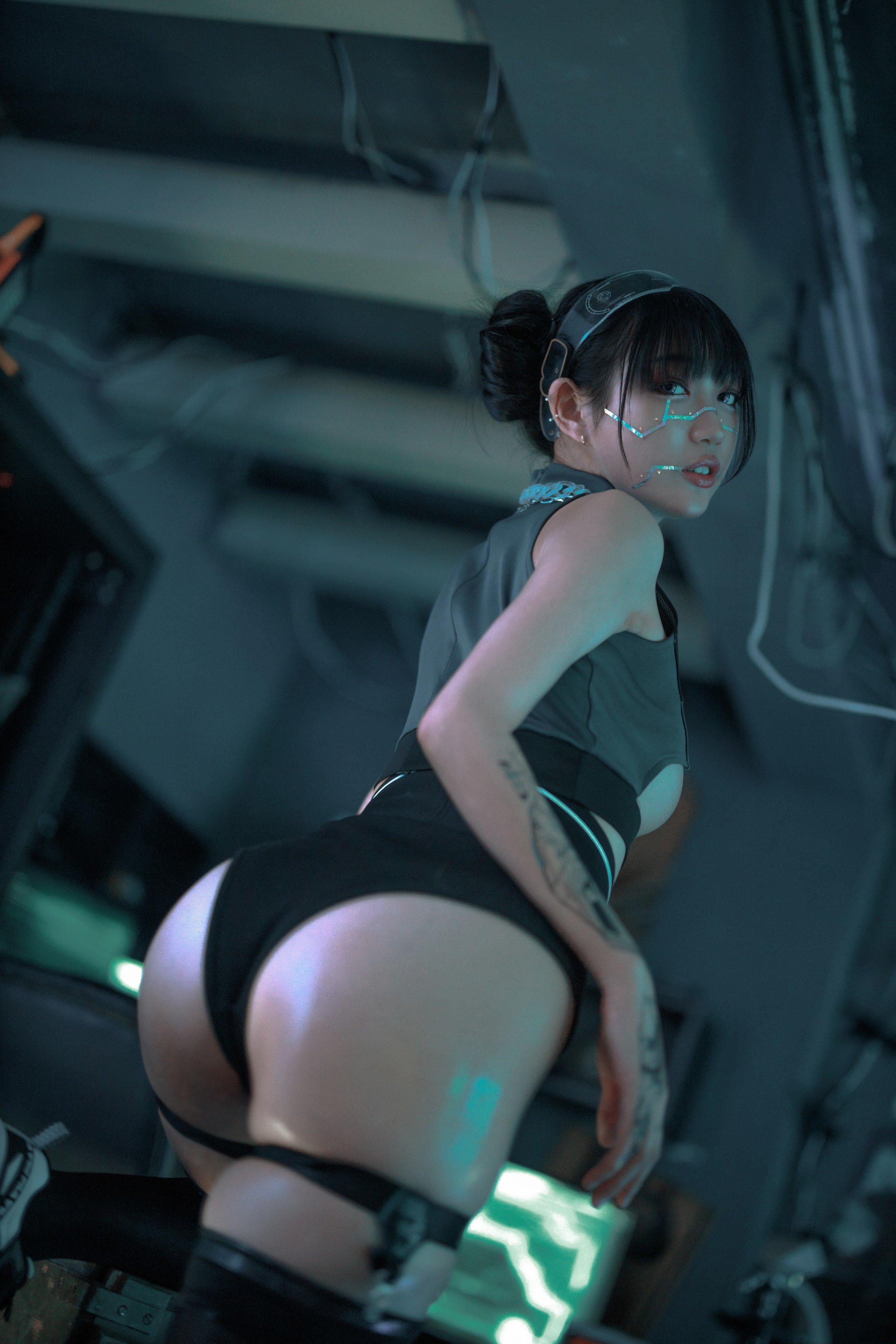 Zhou Ji is a cute bunny bionic humanoid