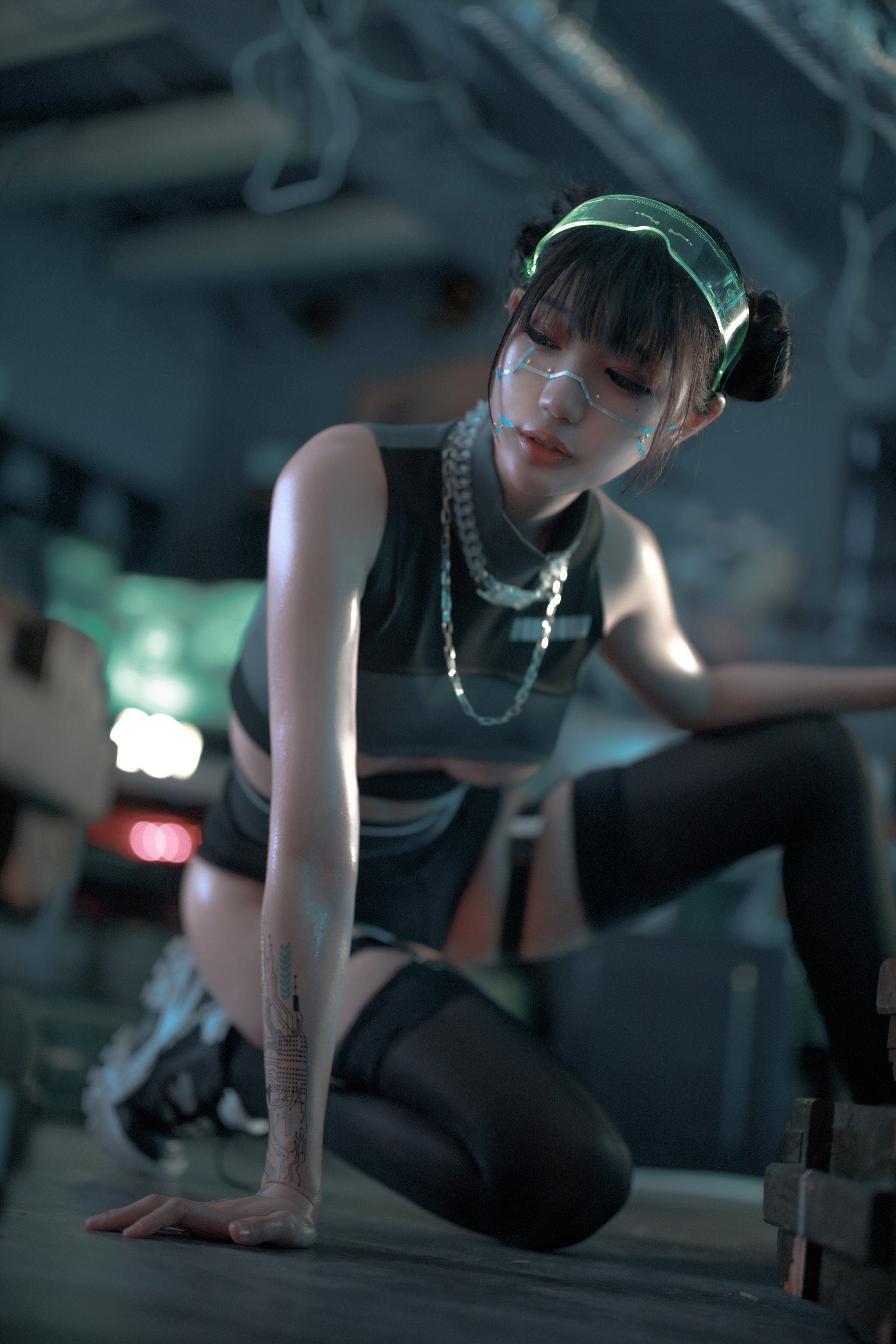 Zhou Ji is a cute bunny bionic humanoid