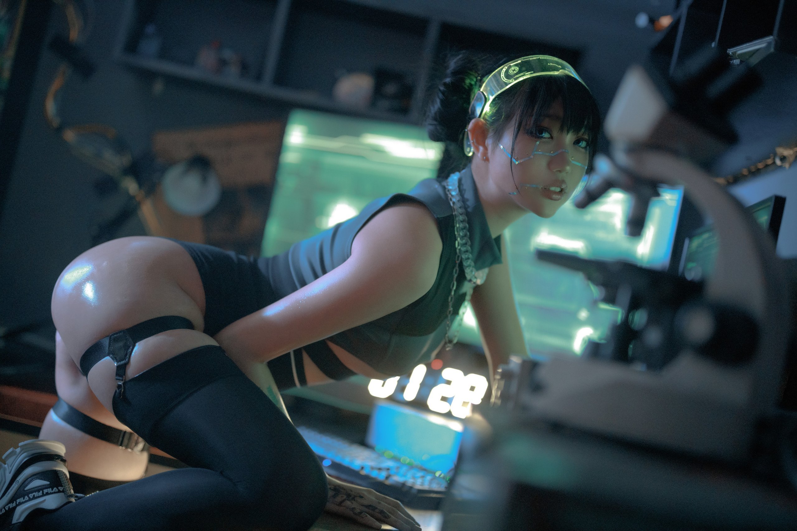 Zhou Ji is a cute bunny bionic humanoid