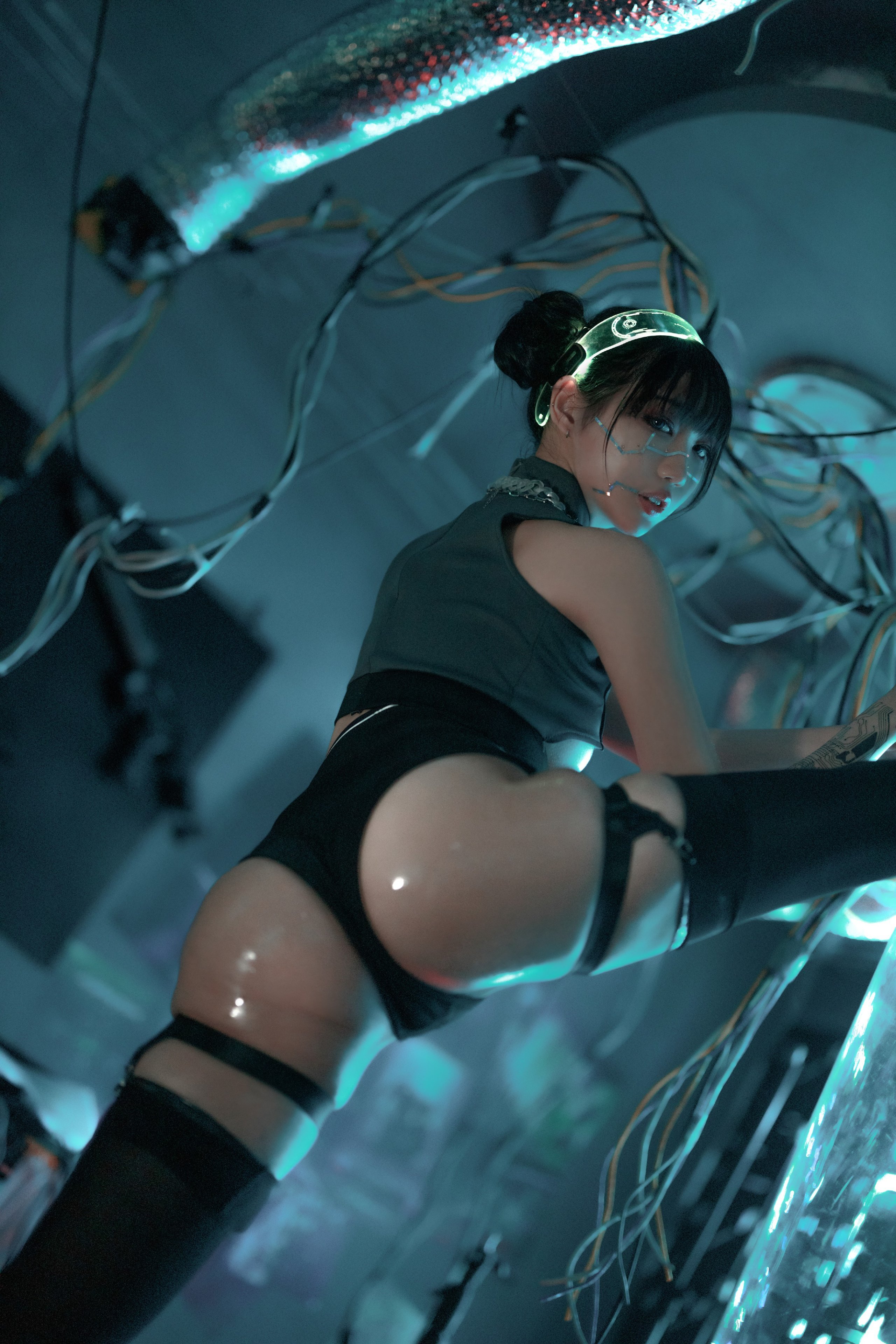 Zhou Ji is a cute bunny bionic humanoid