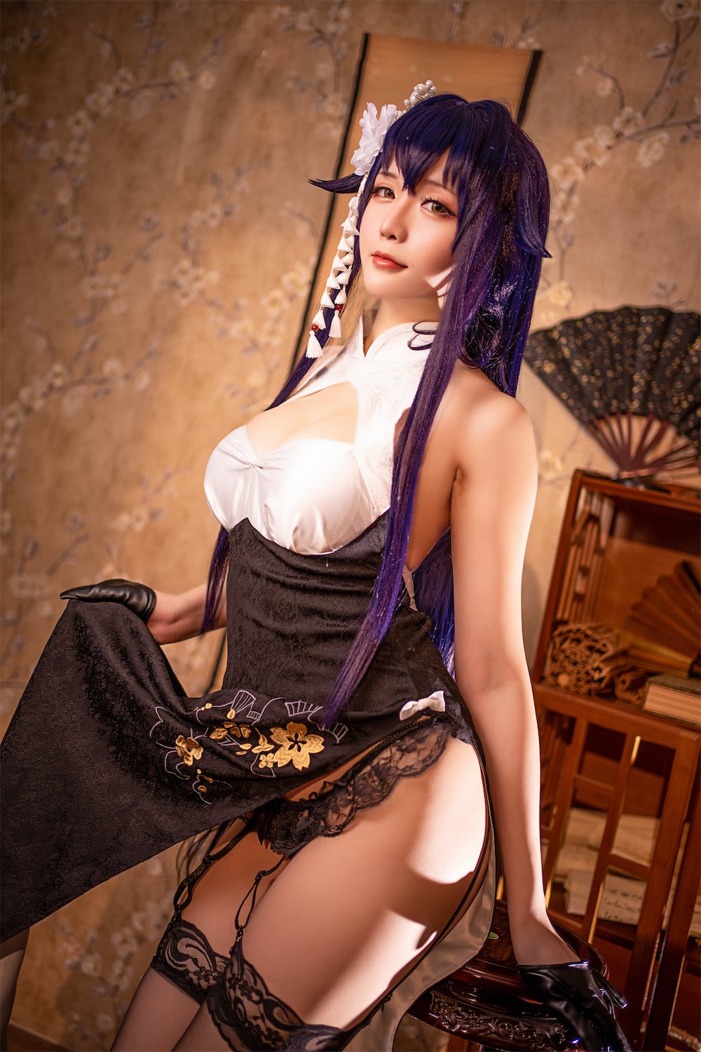 Xing Zhi Chichi - My Wife's Qipao