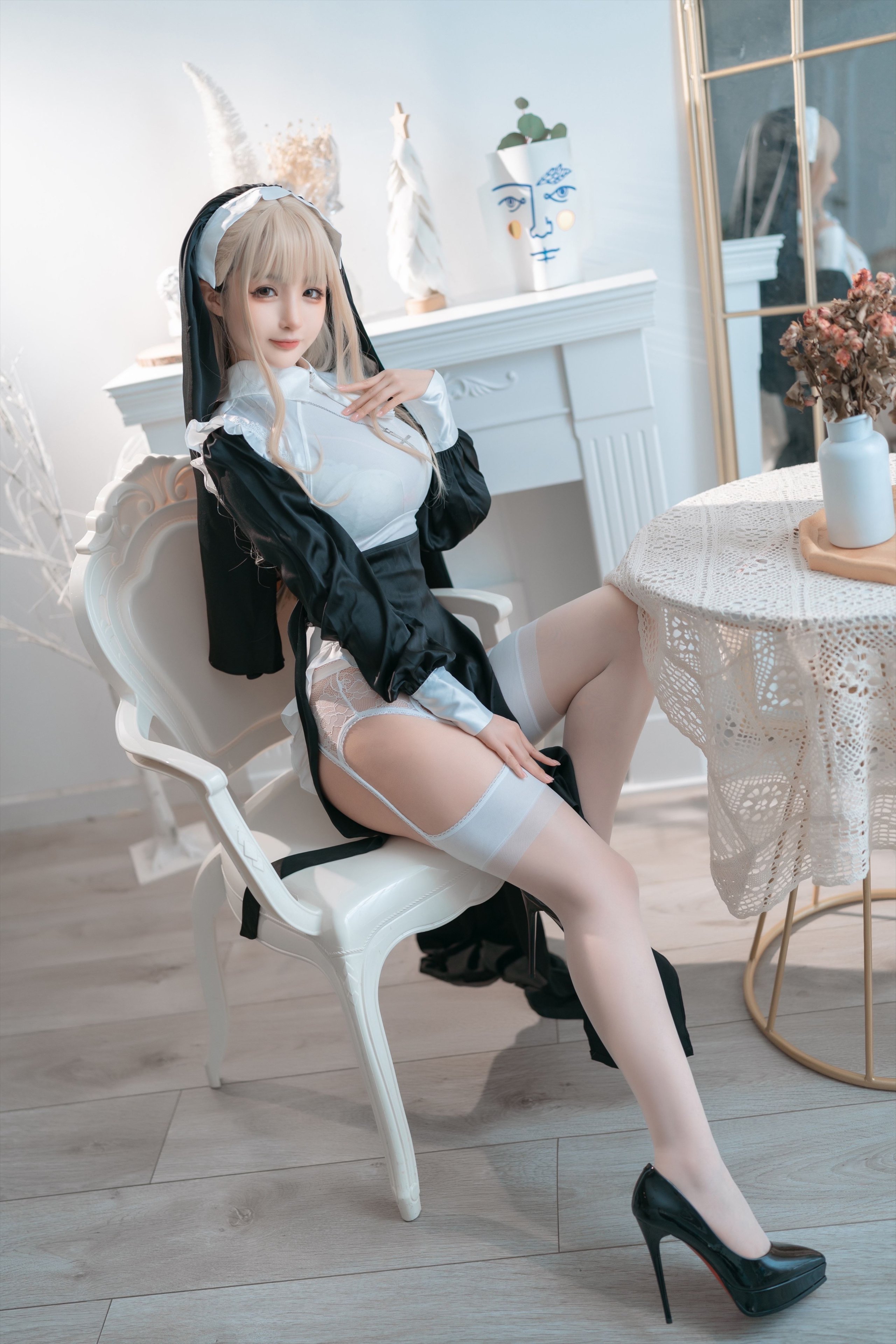 Sakurai Ningning - Nun