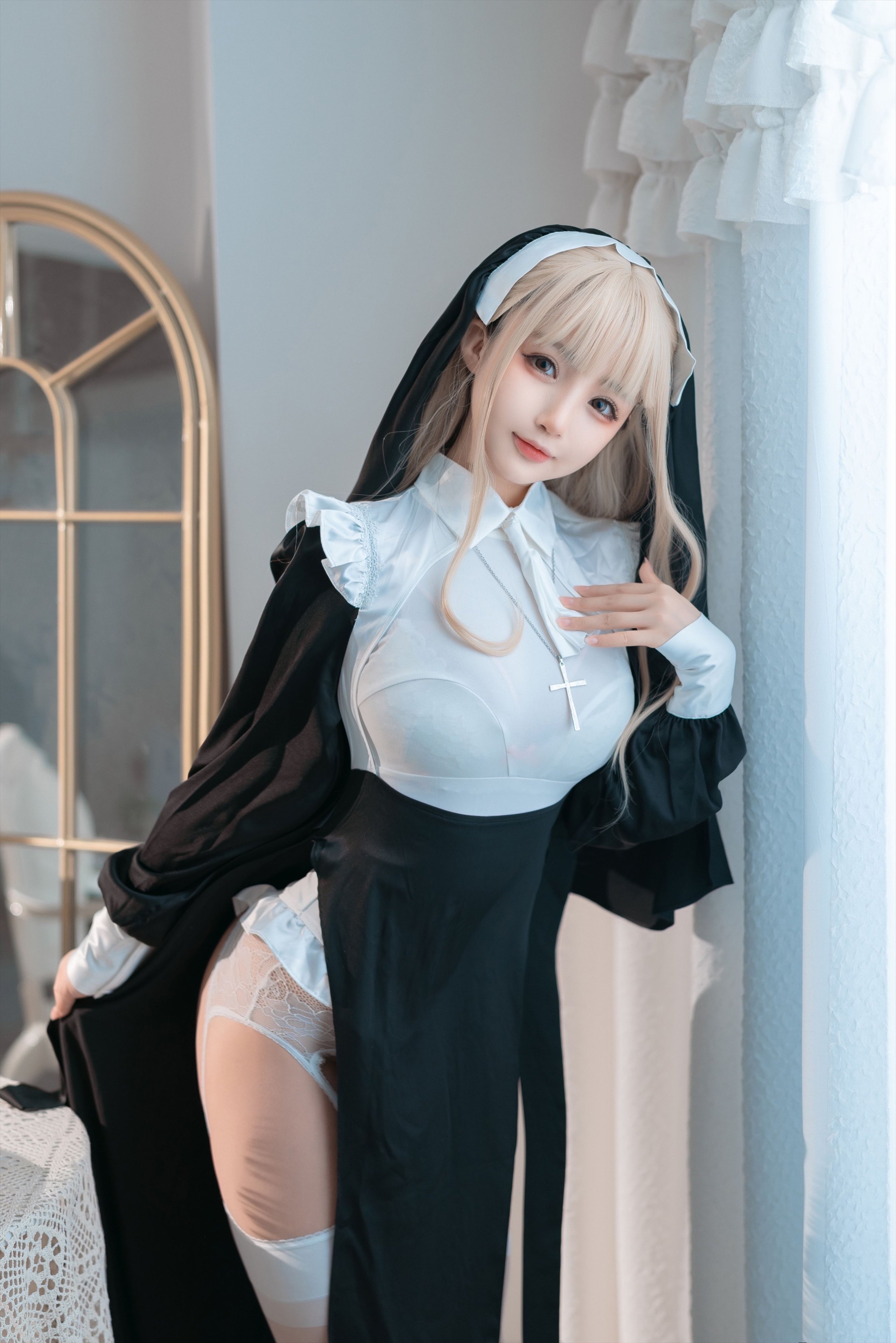 Sakurai Ningning - Nun