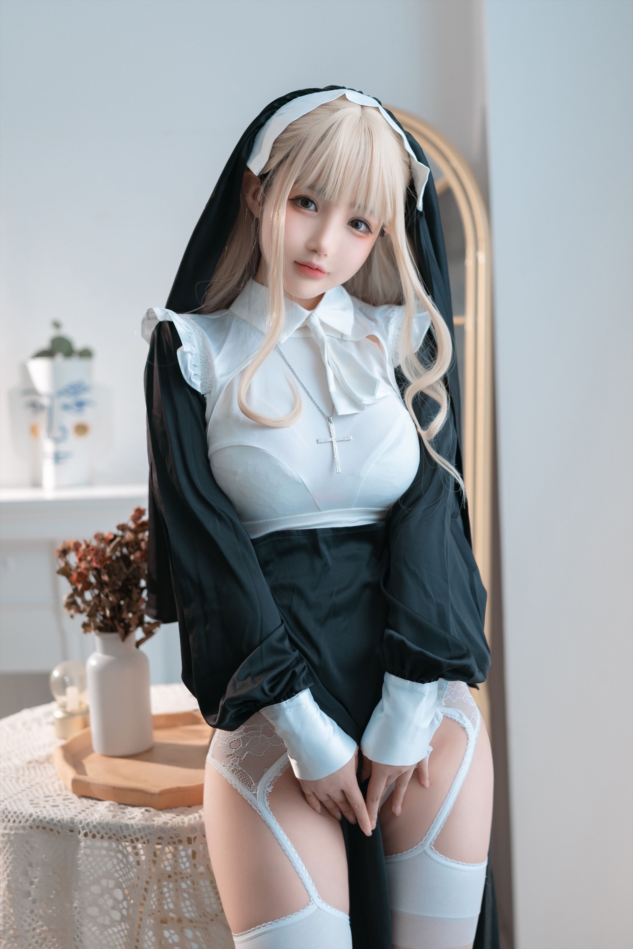 Sakurai Ningning - Nun