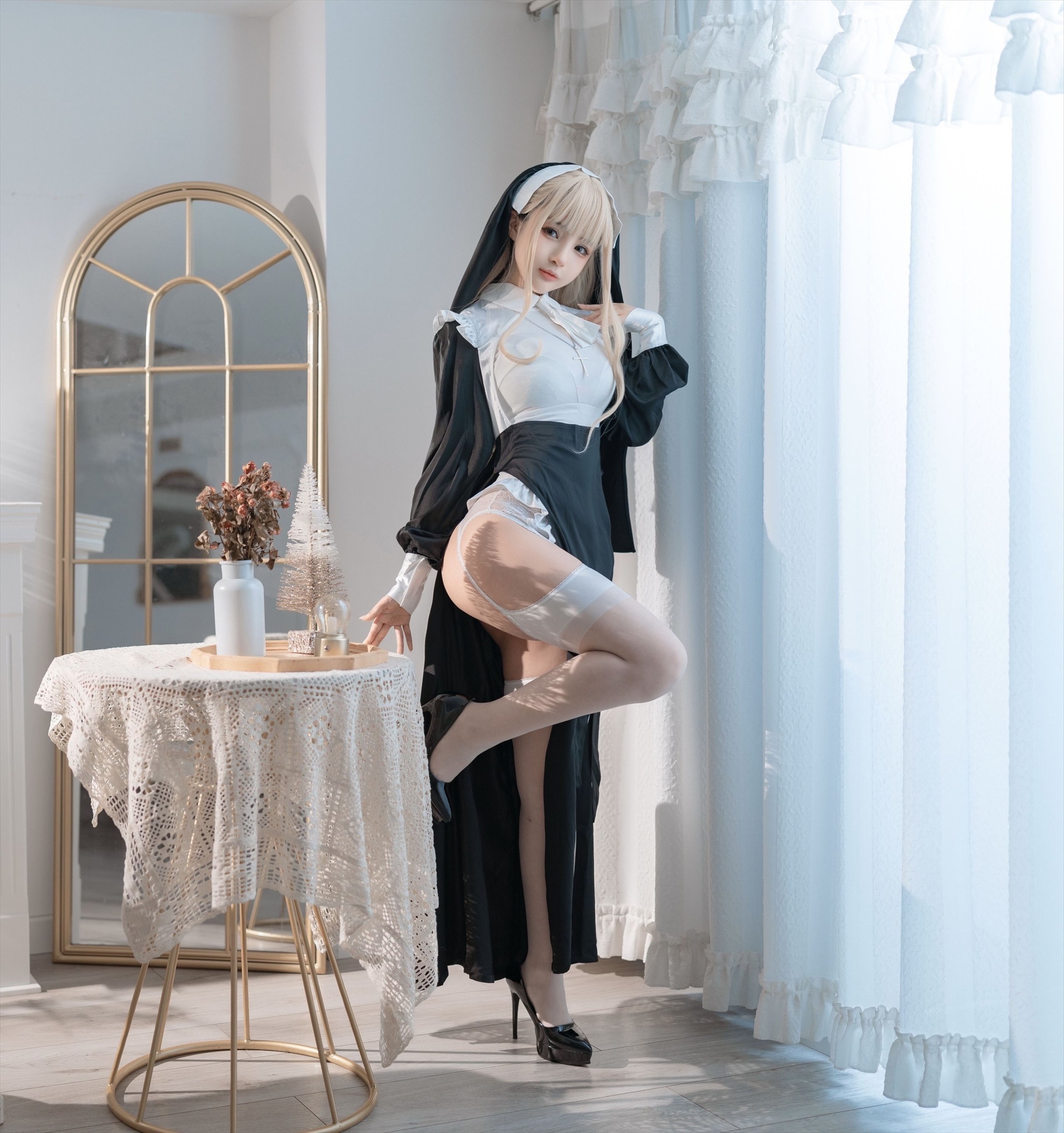 Sakurai Ningning - Nun