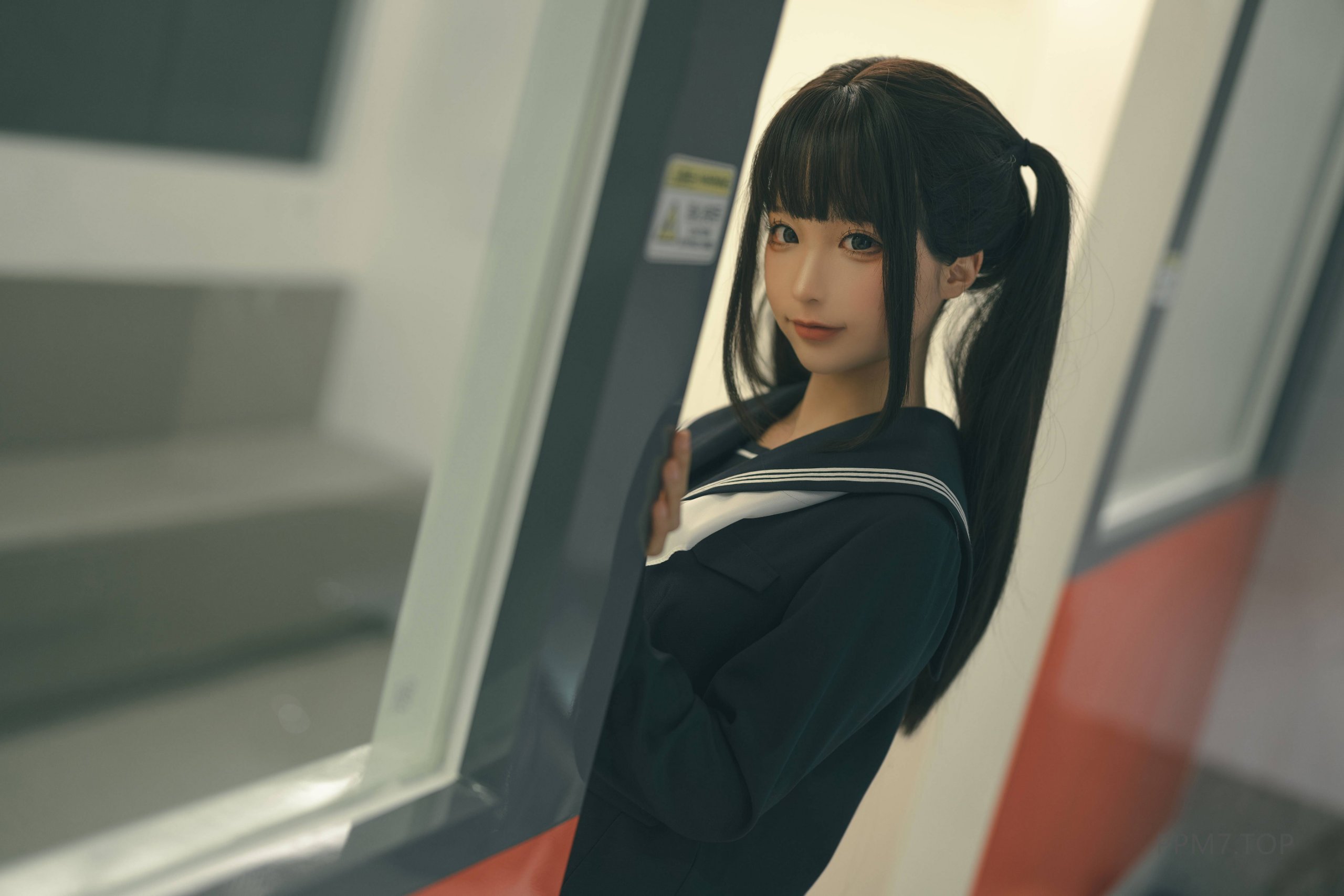 Bo anh cosplay Chun Momo 'Nhiem vu cua chu nhan'