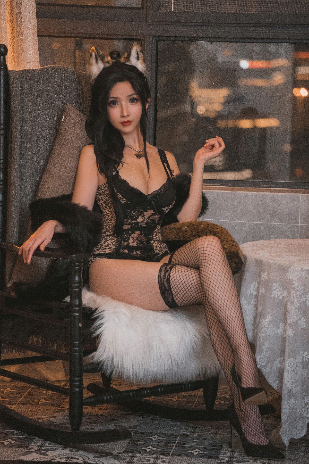 rioko凉凉子-豹子女士的秘密约会