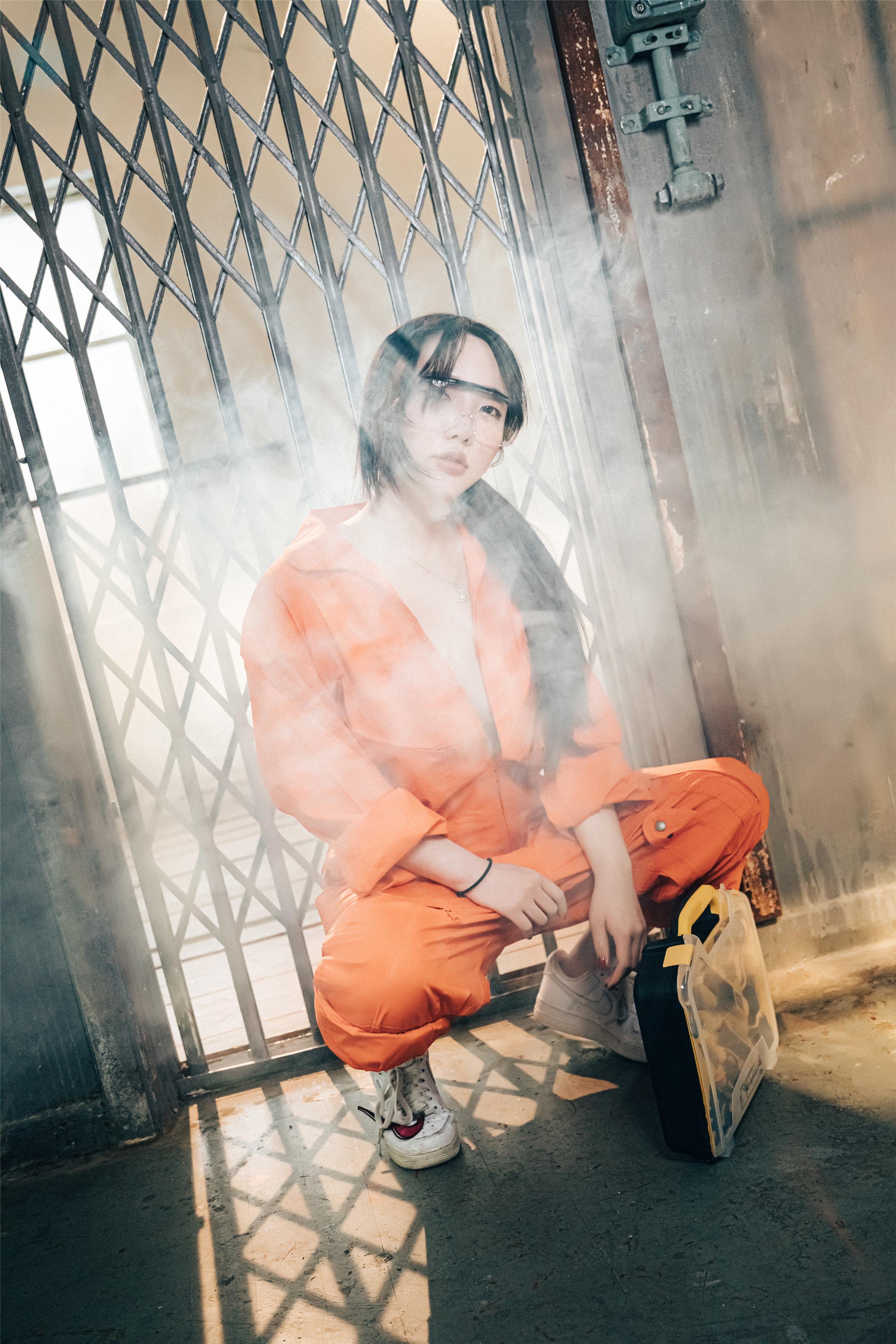 [Loozy] Son Ye-Eun (손예은) - Where Are My Tools 82P