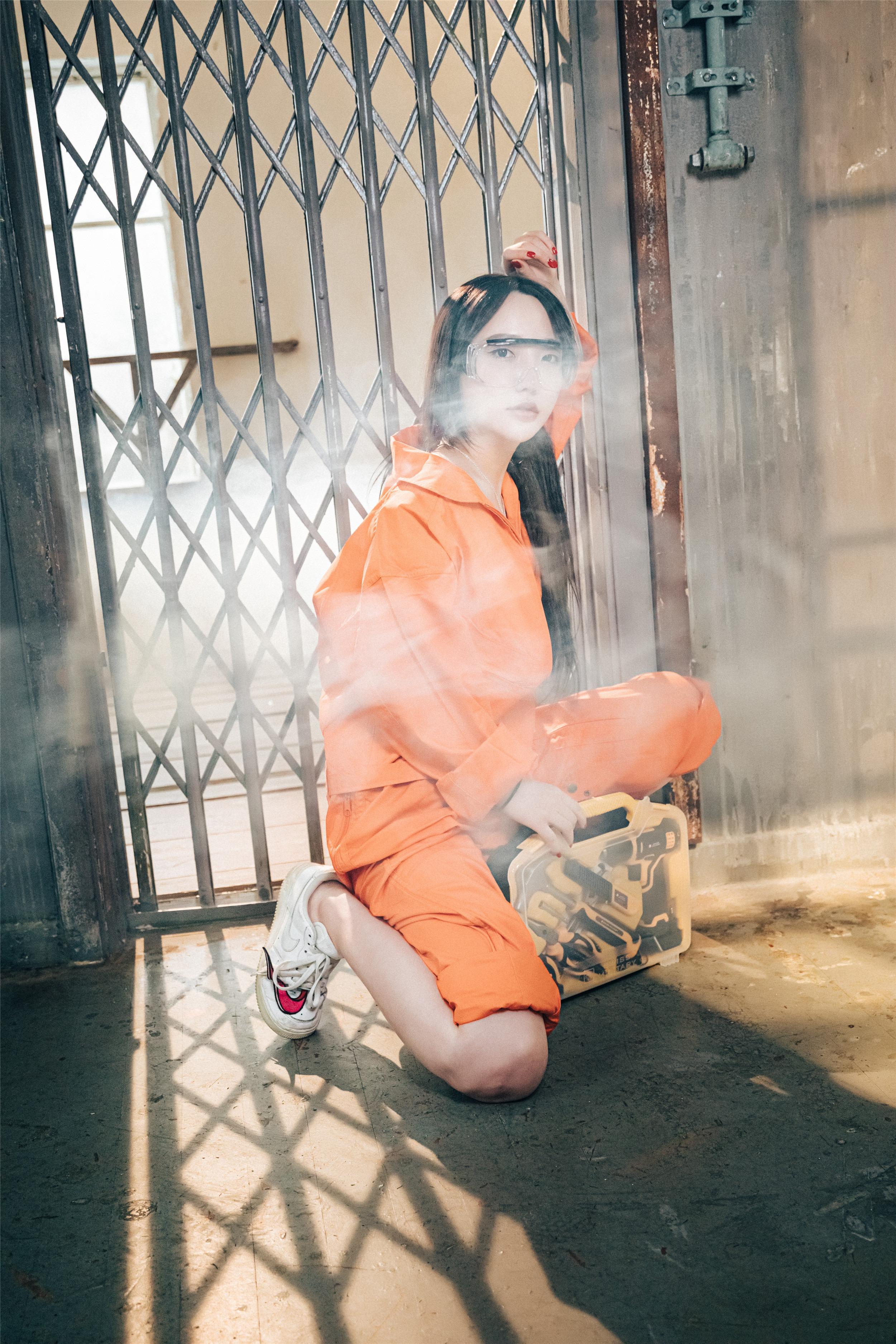 [Loozy] Son Ye-Eun (손예은) - Where Are My Tools 82P