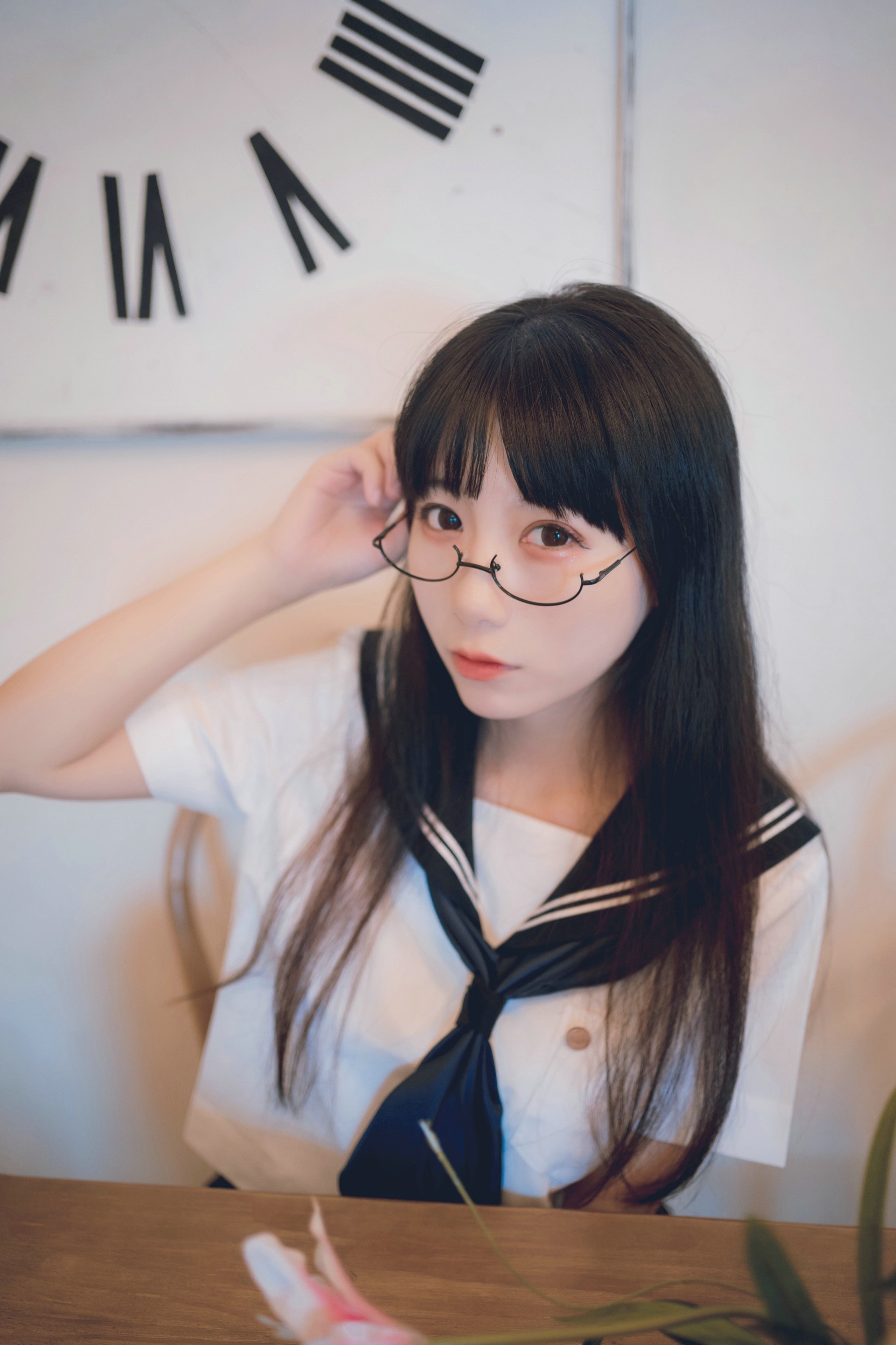 ยูเซจันแลนแลน – กระซิบJK