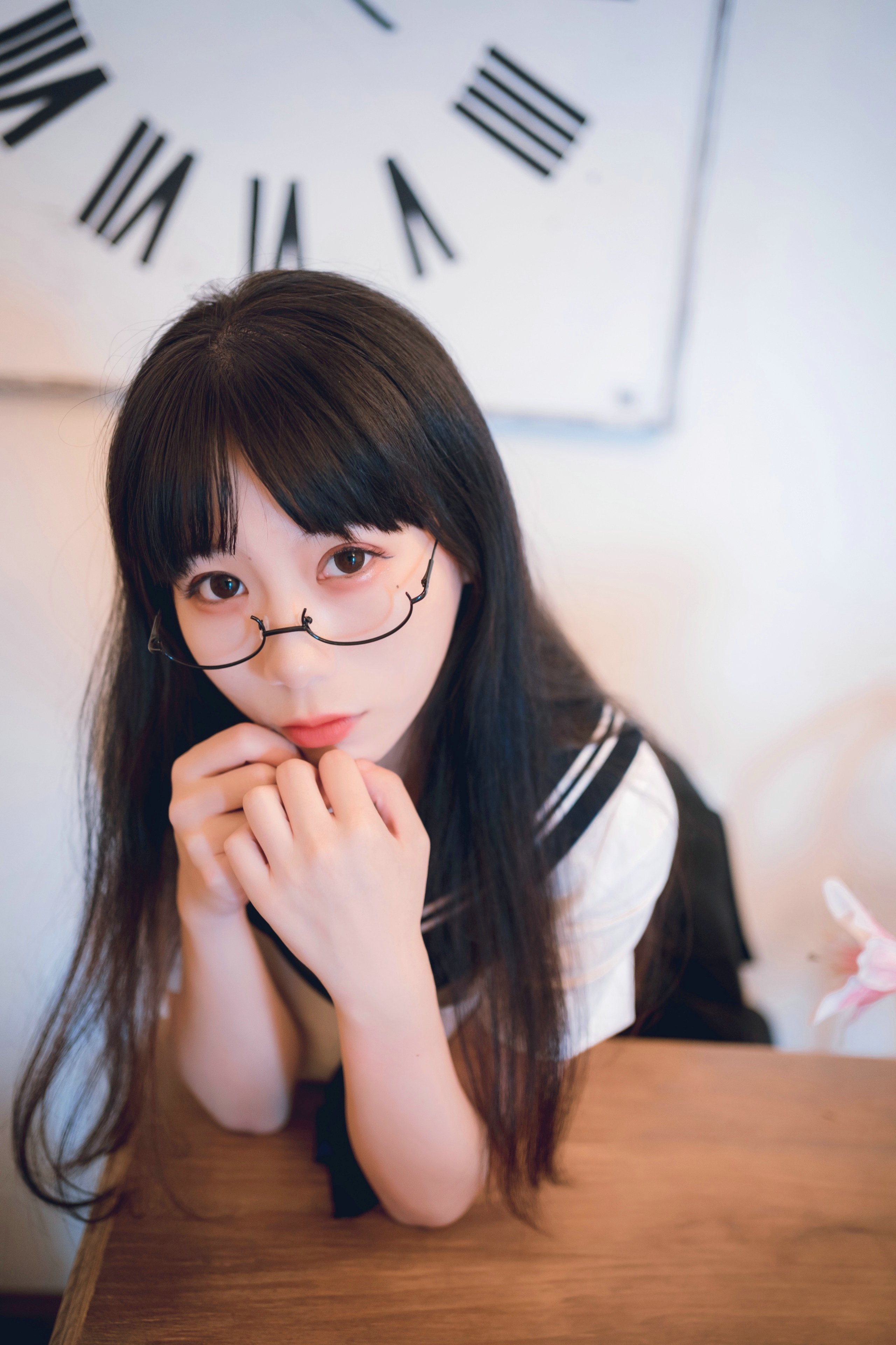 ยูเซจันแลนแลน – กระซิบJK