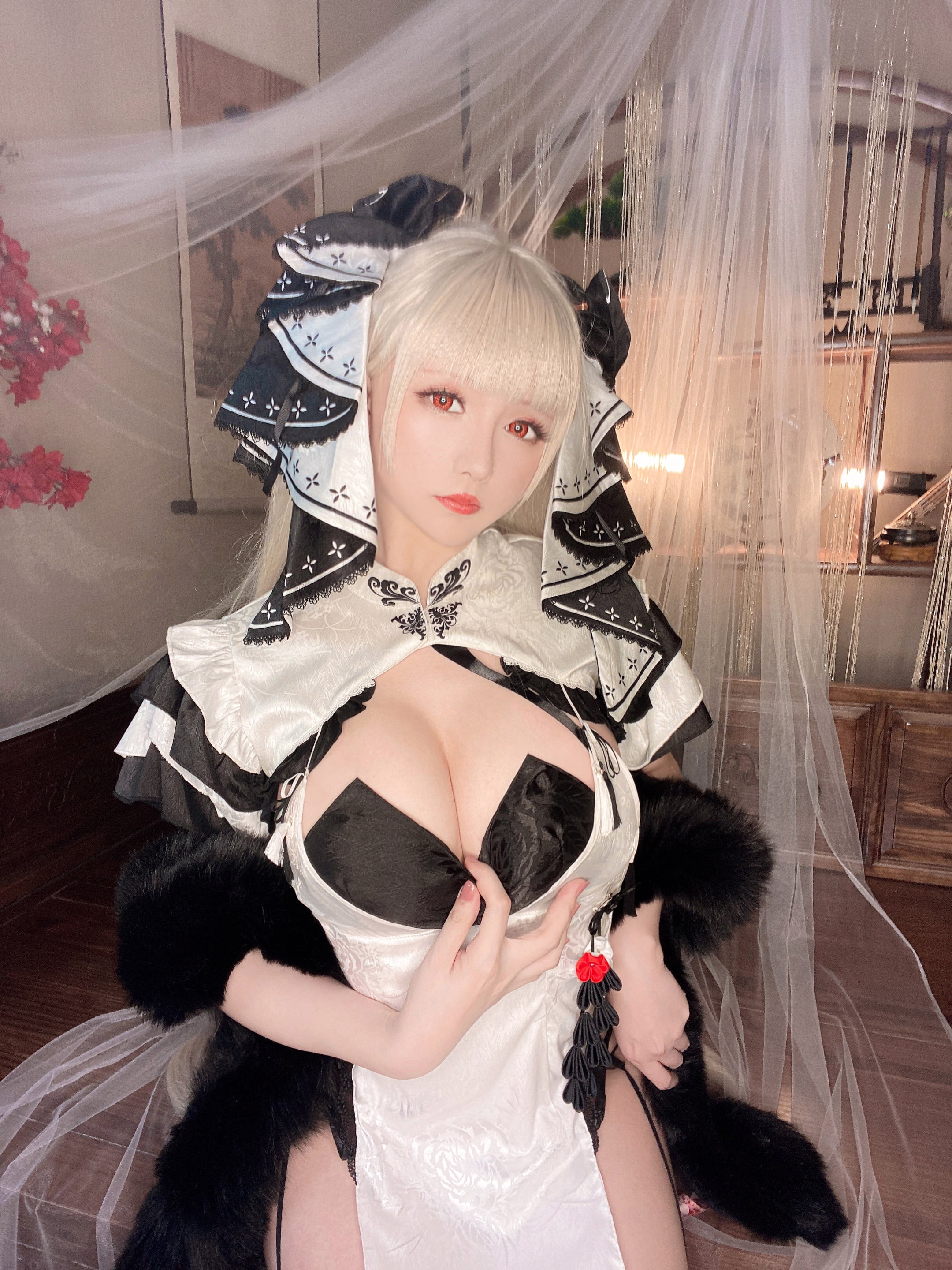 Star of the Slow - Formidable Qipao