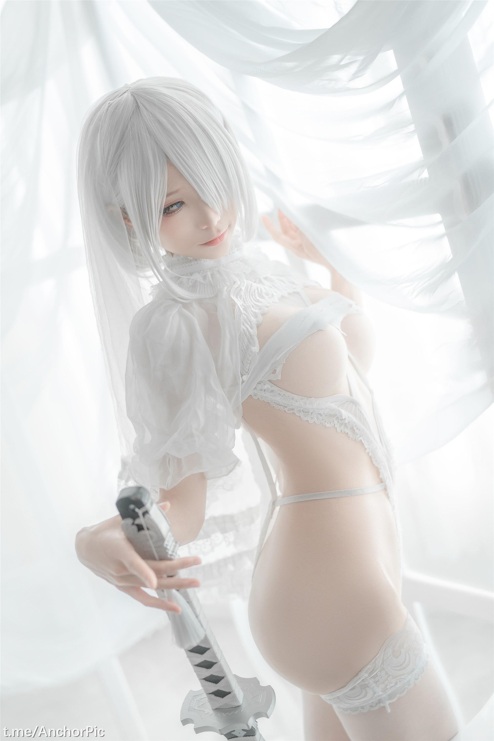Chun Momo - 2B Áo cưới trắng 60P