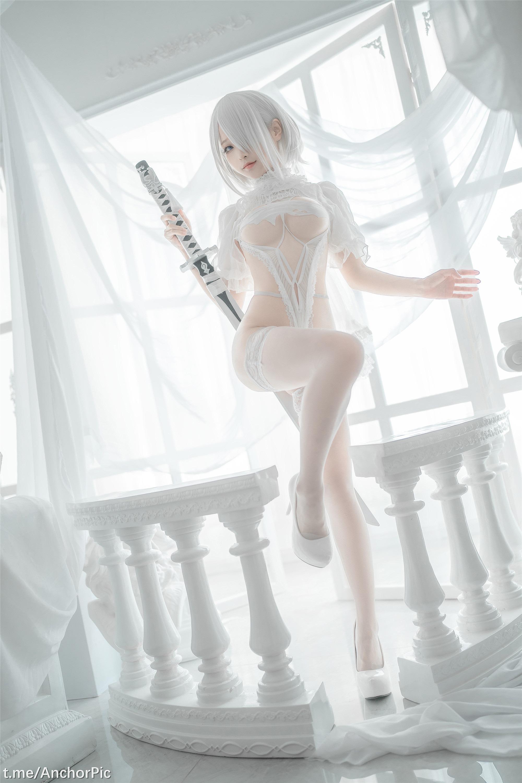 Chun Momo - 2B Áo cưới trắng 60P
