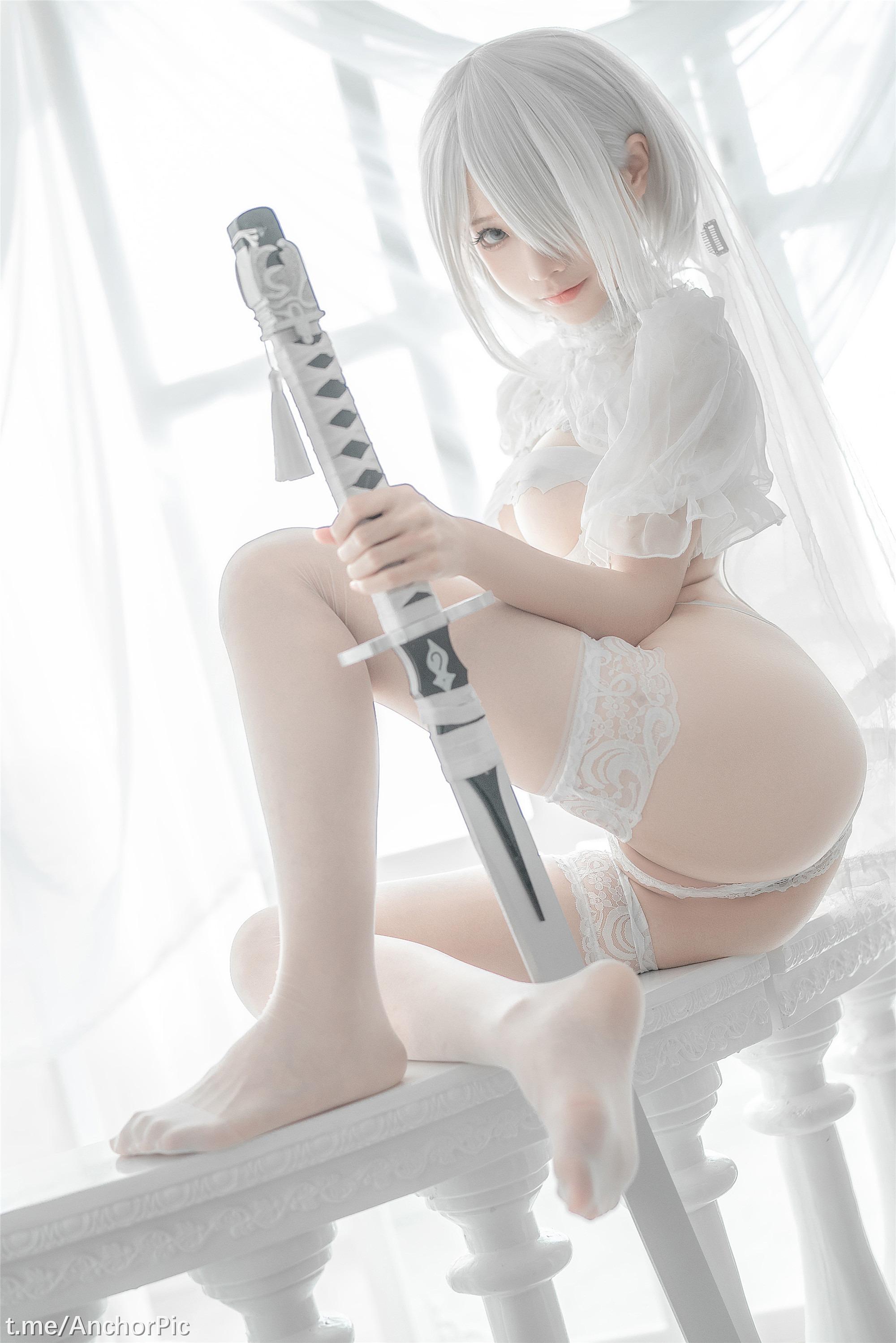 Chun Momo - 2B Áo cưới trắng 60P