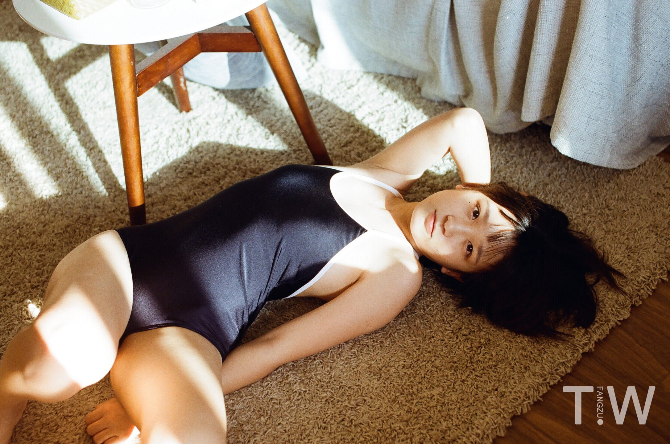 ช่างภาพอิสระ TIANWEN (เบียนเต่า) ผลงาน - สาวผมสั้น