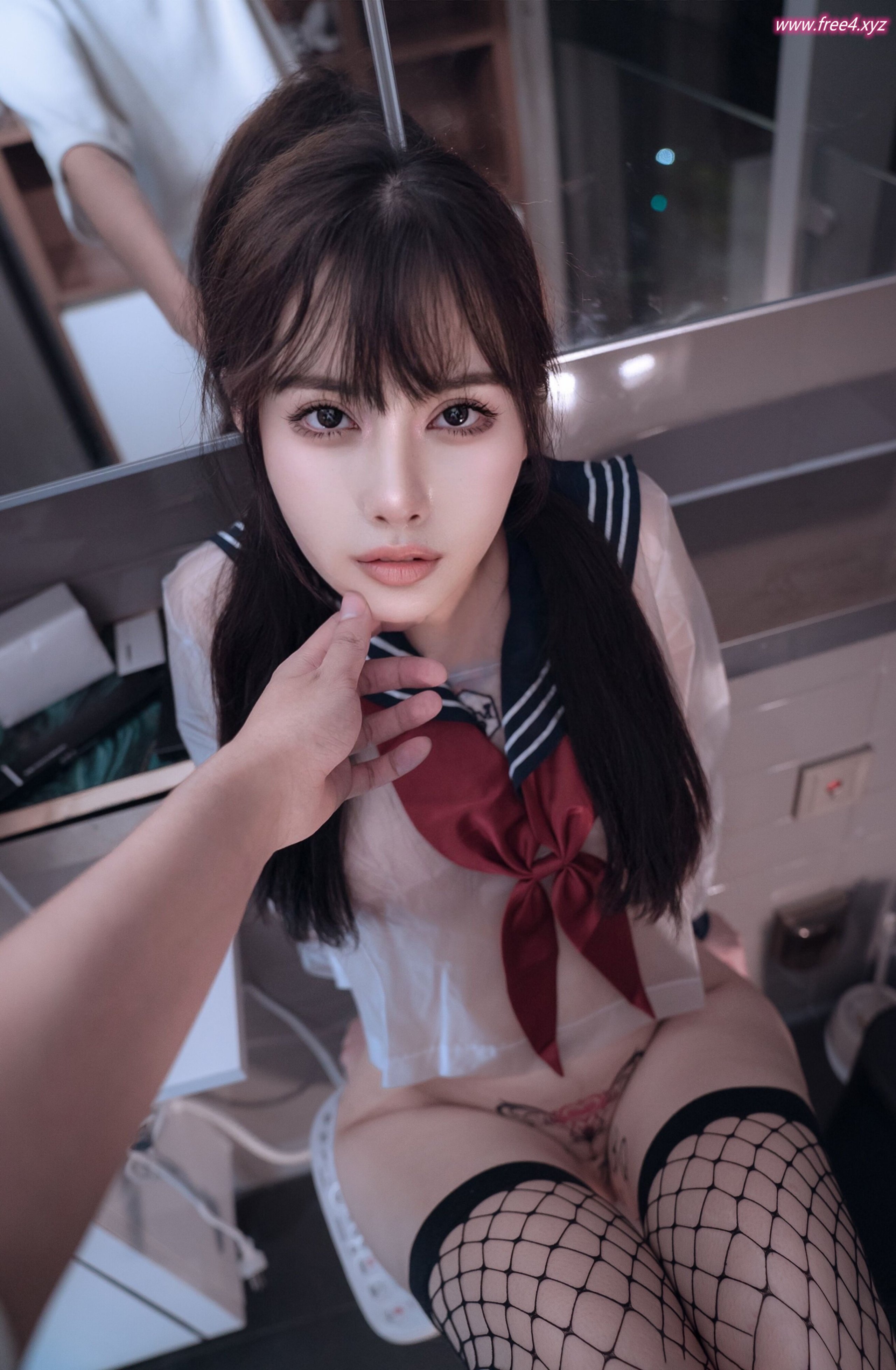 戀戀艾妮] JK