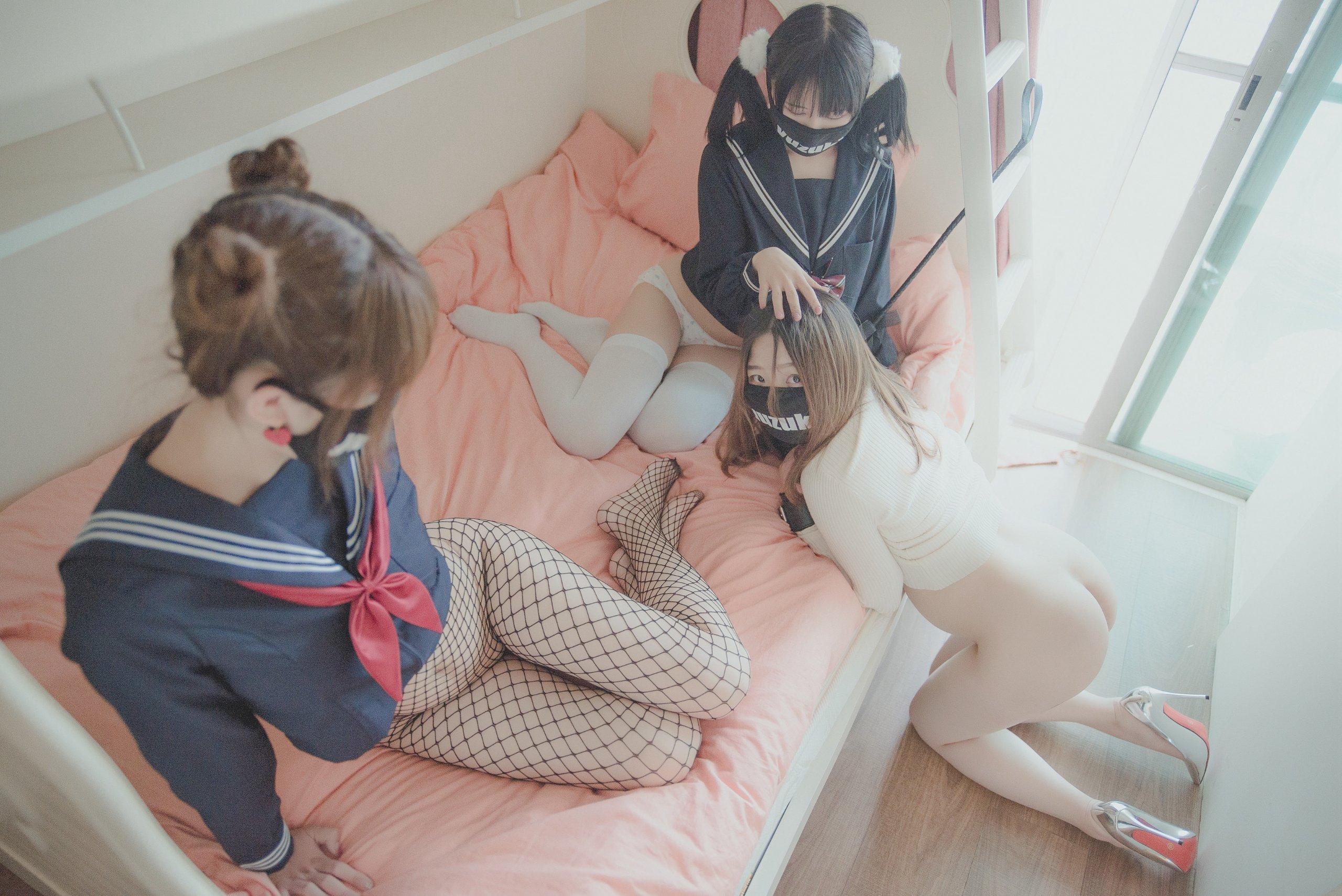 [Yuzuki]_姉と妹と母_42P_–_Telegraph