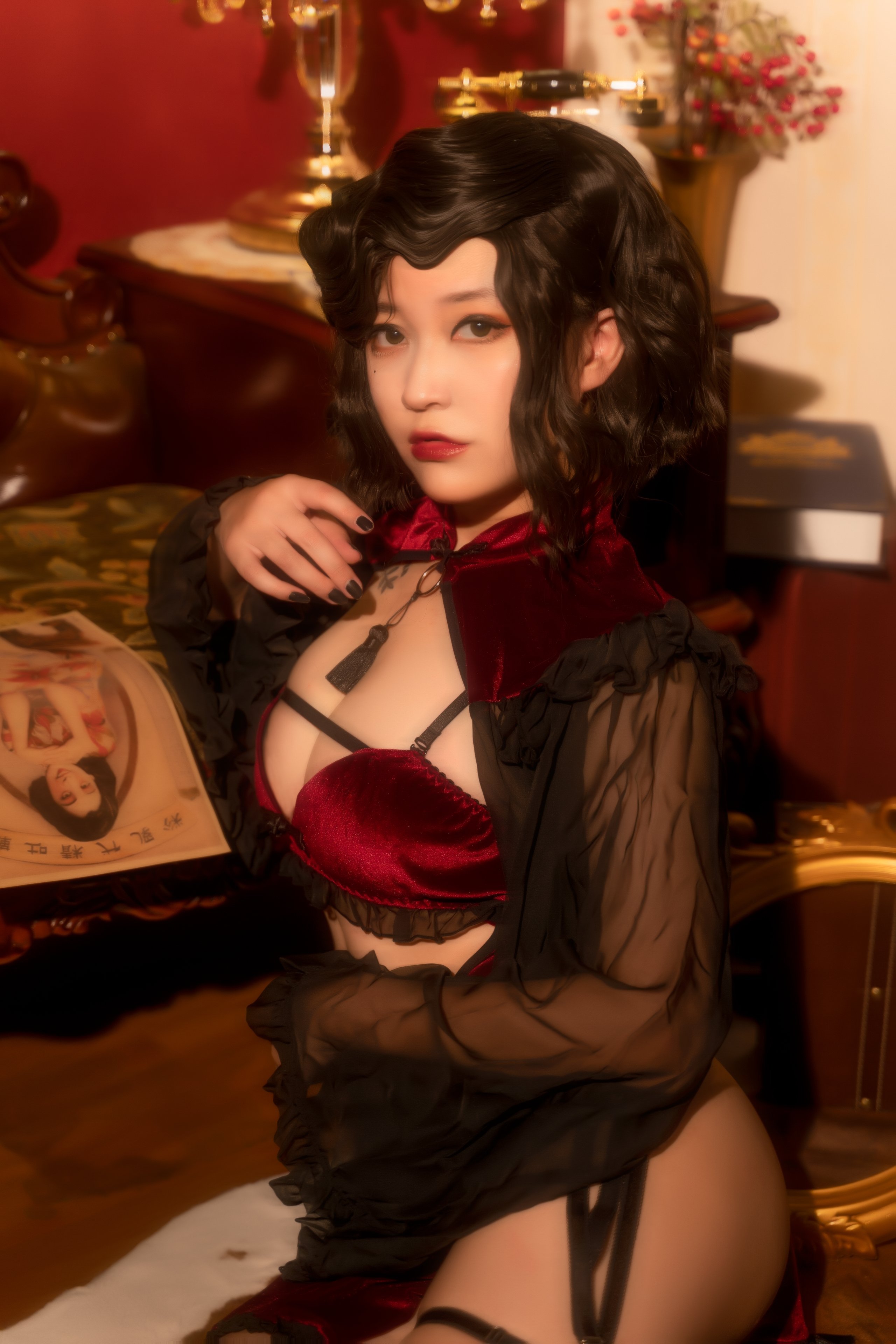 Qi Xing Jia Gou Zai - Red Velvet Cheongsam