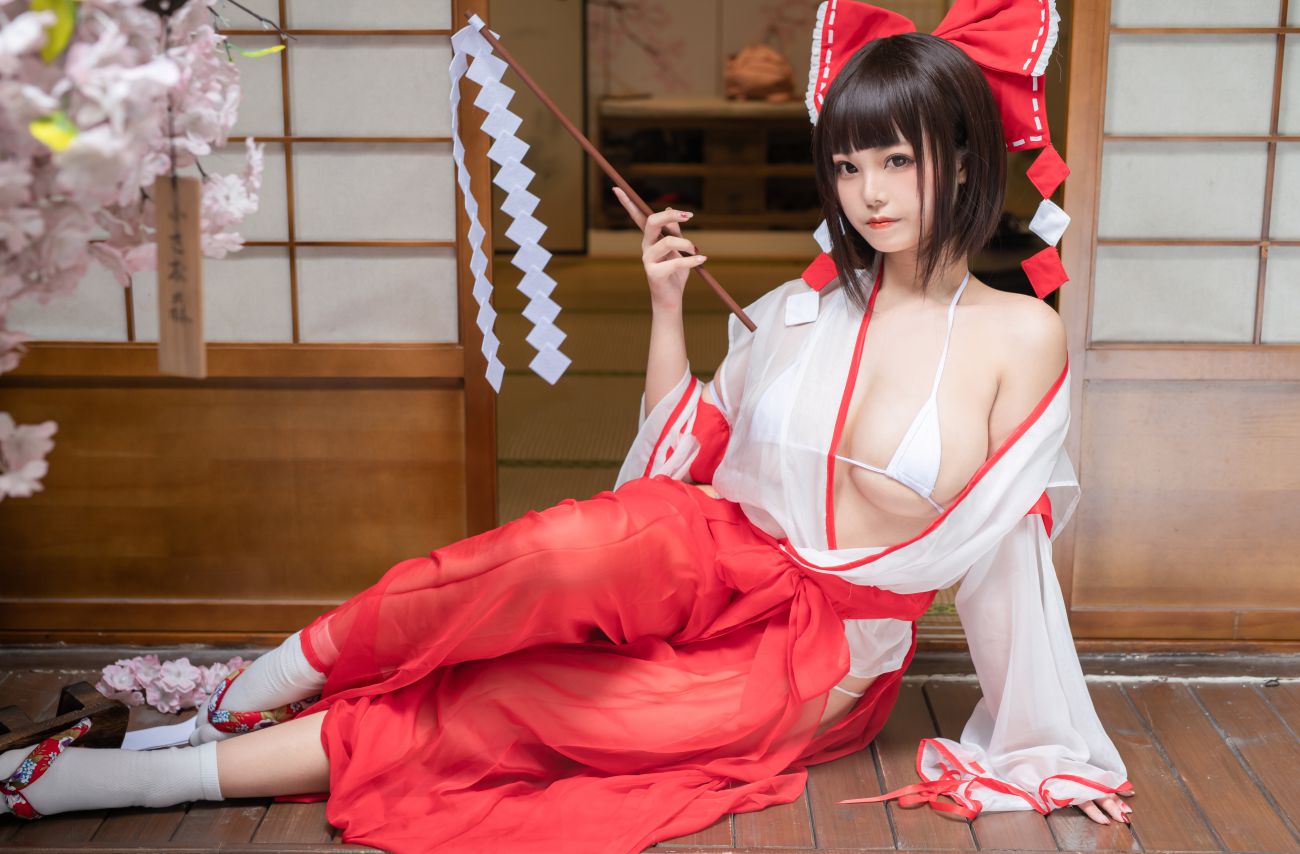 Mizhi Maoqiu Miko Sister