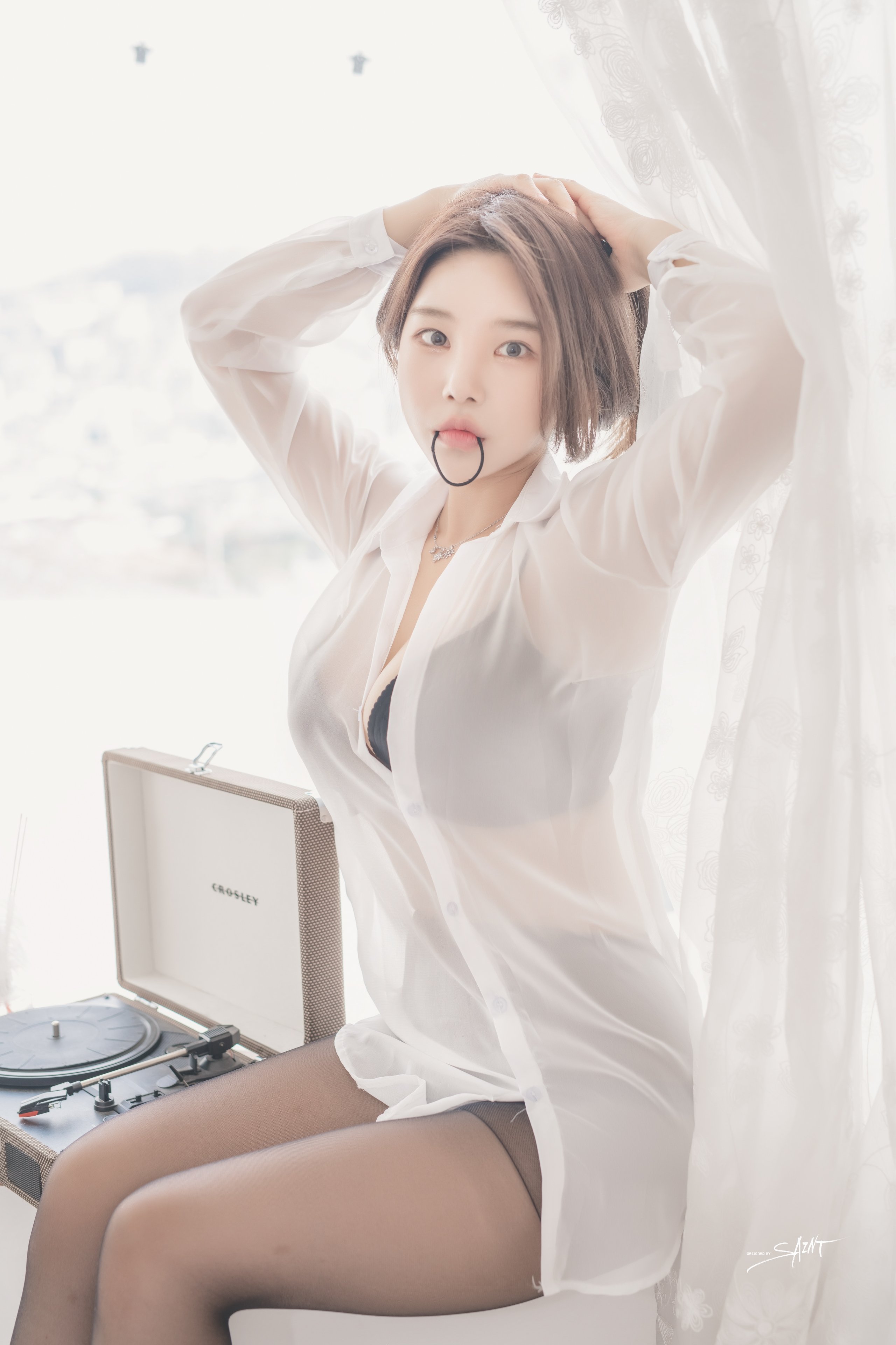 聖光影生活 – 茲尤里 (쮸리) - 茲尤里 第5卷 透視