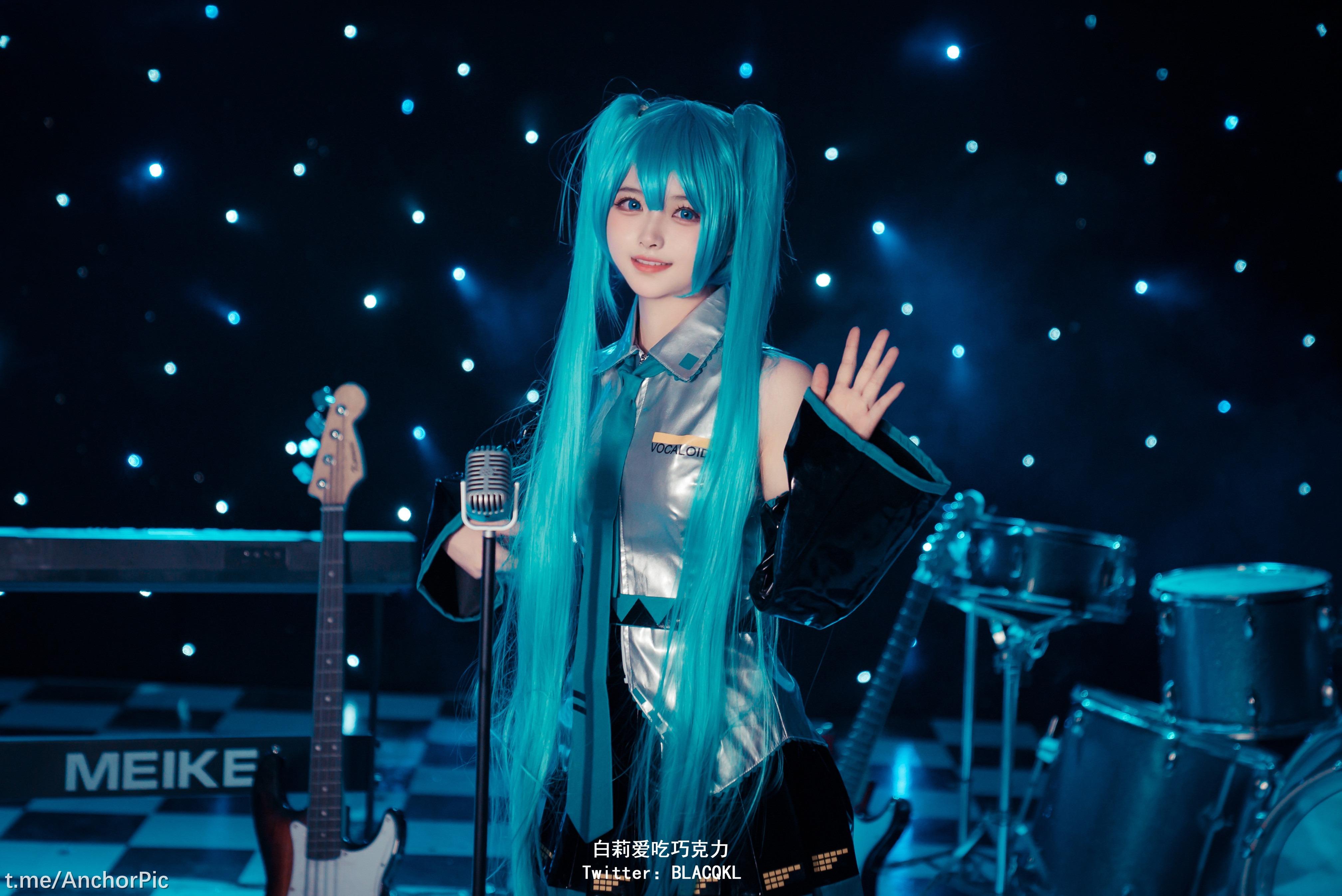 Bạch Ly yêu thích ăn socola - miku Hatsune Miku 102P