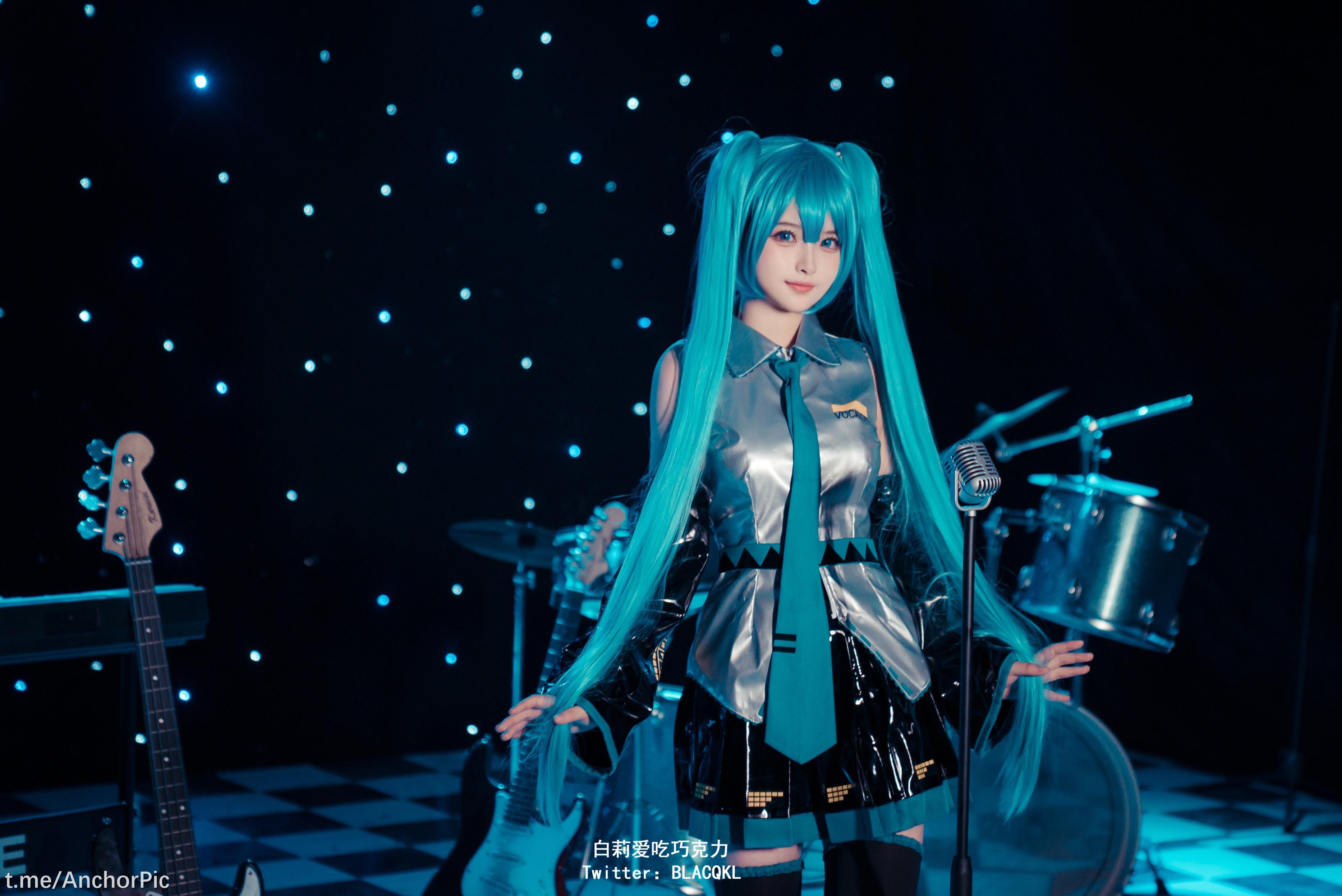 Bạch Ly yêu thích ăn socola - miku Hatsune Miku 102P