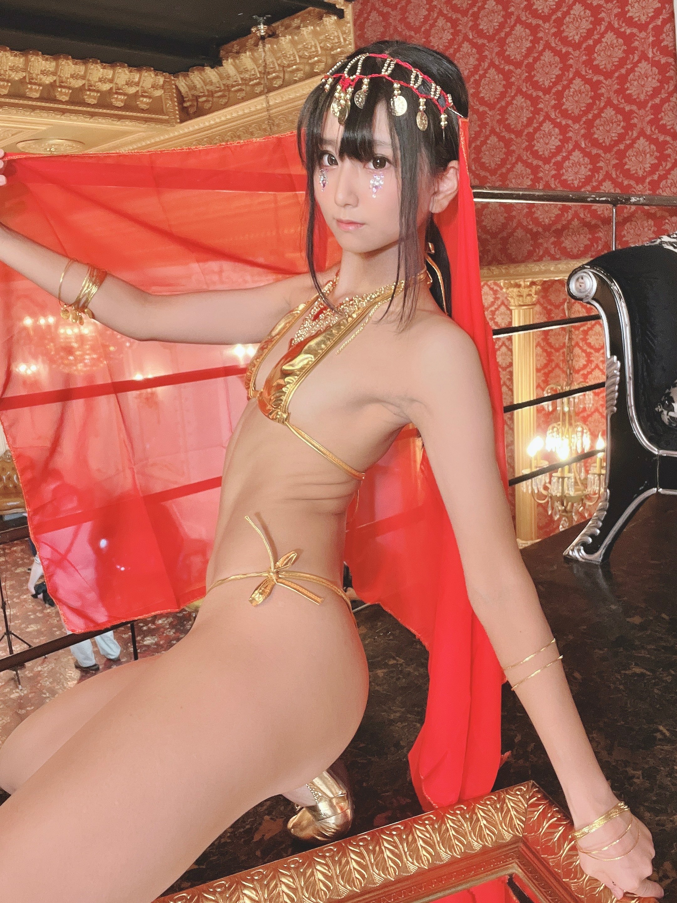 柳丸] 金運の上がるビキニ