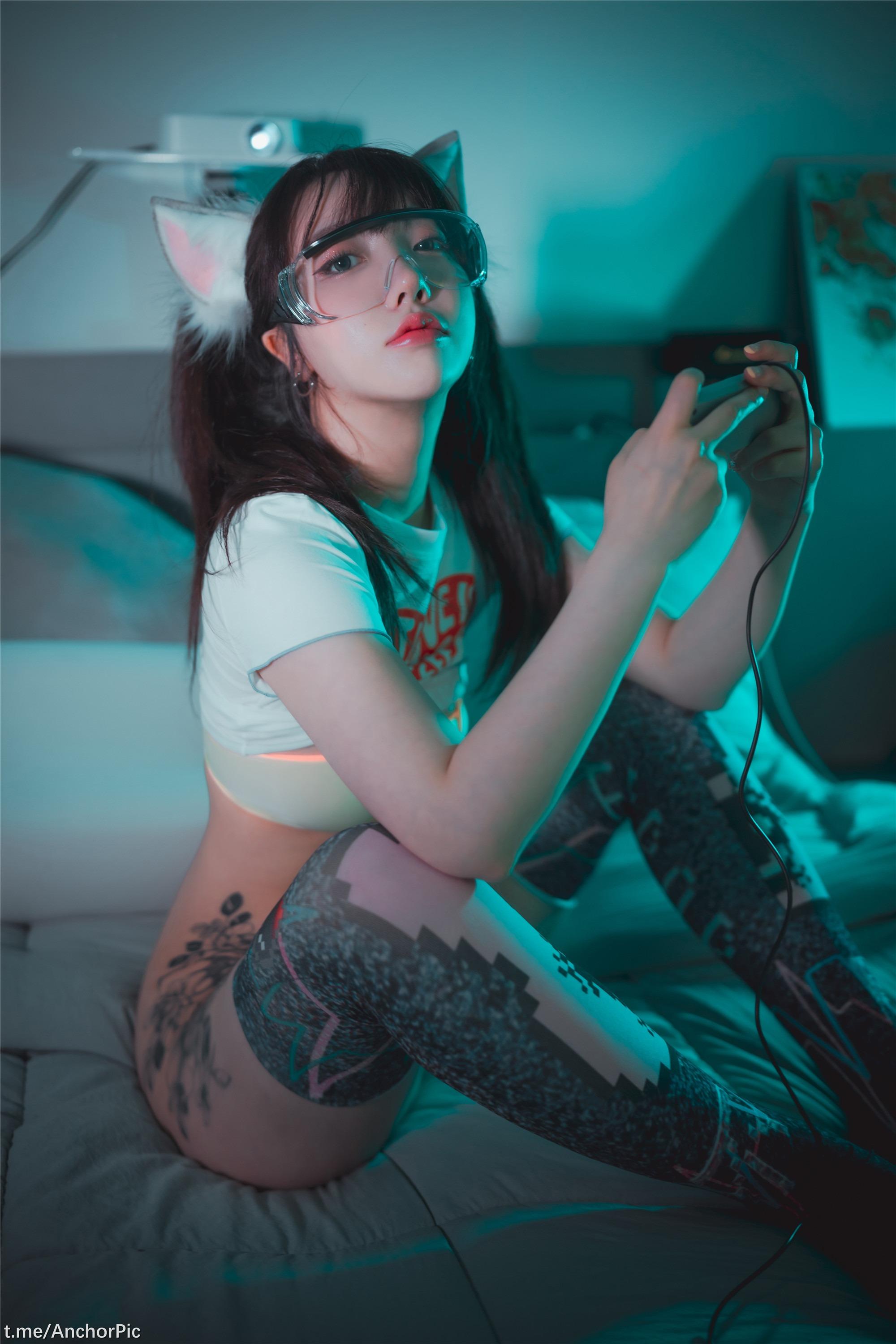 DJAWA Photo – ソン・イェウン: レトロ ゲーミング ガール 133P