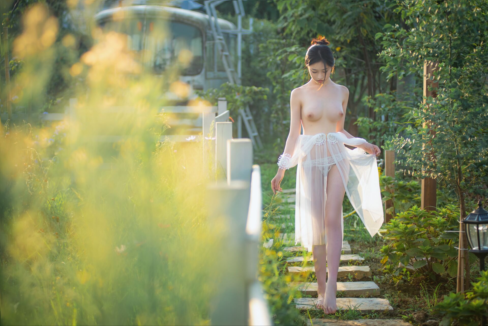 年年《神明之女》